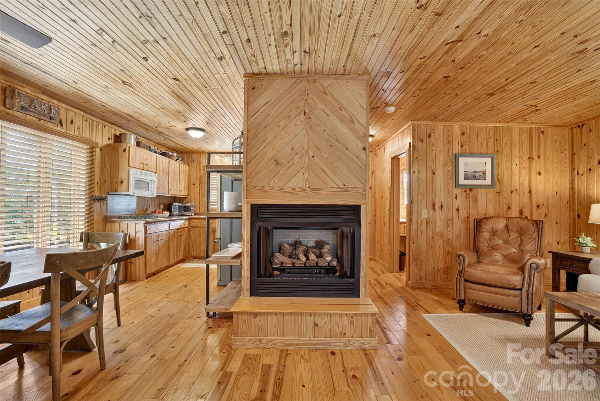 Badin Lake - Residential