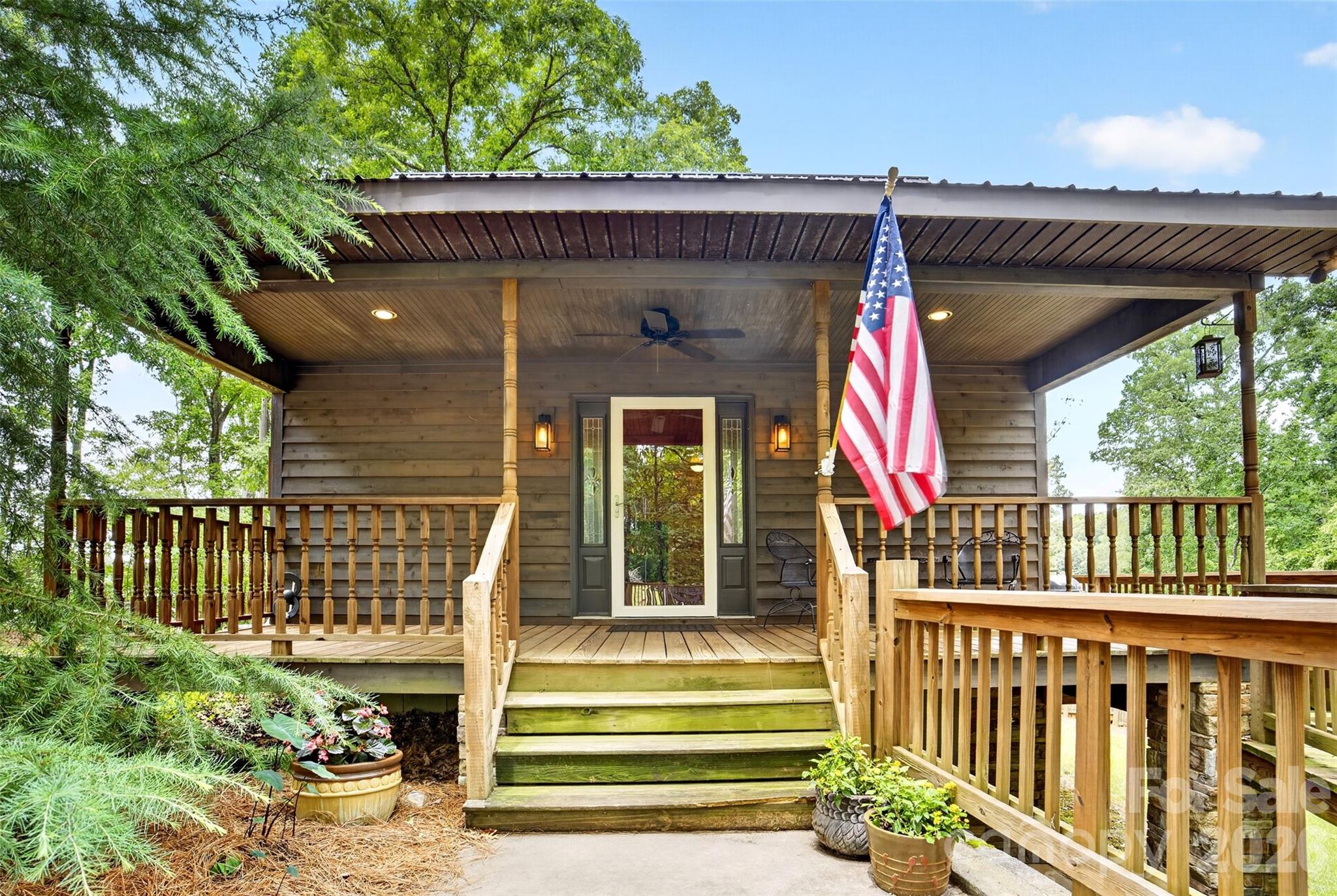 Badin Lake - Residential