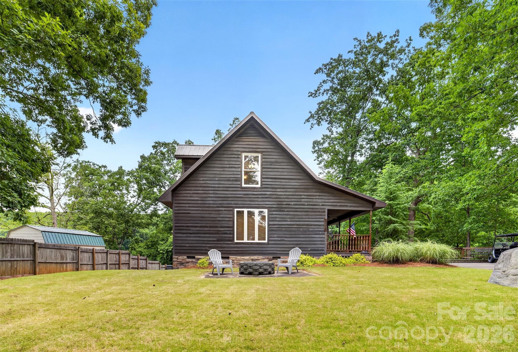 Badin Lake - Residential