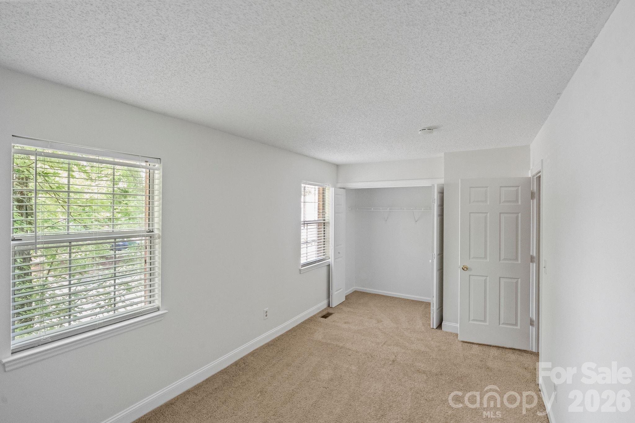 Pheasant Knoll - Residential