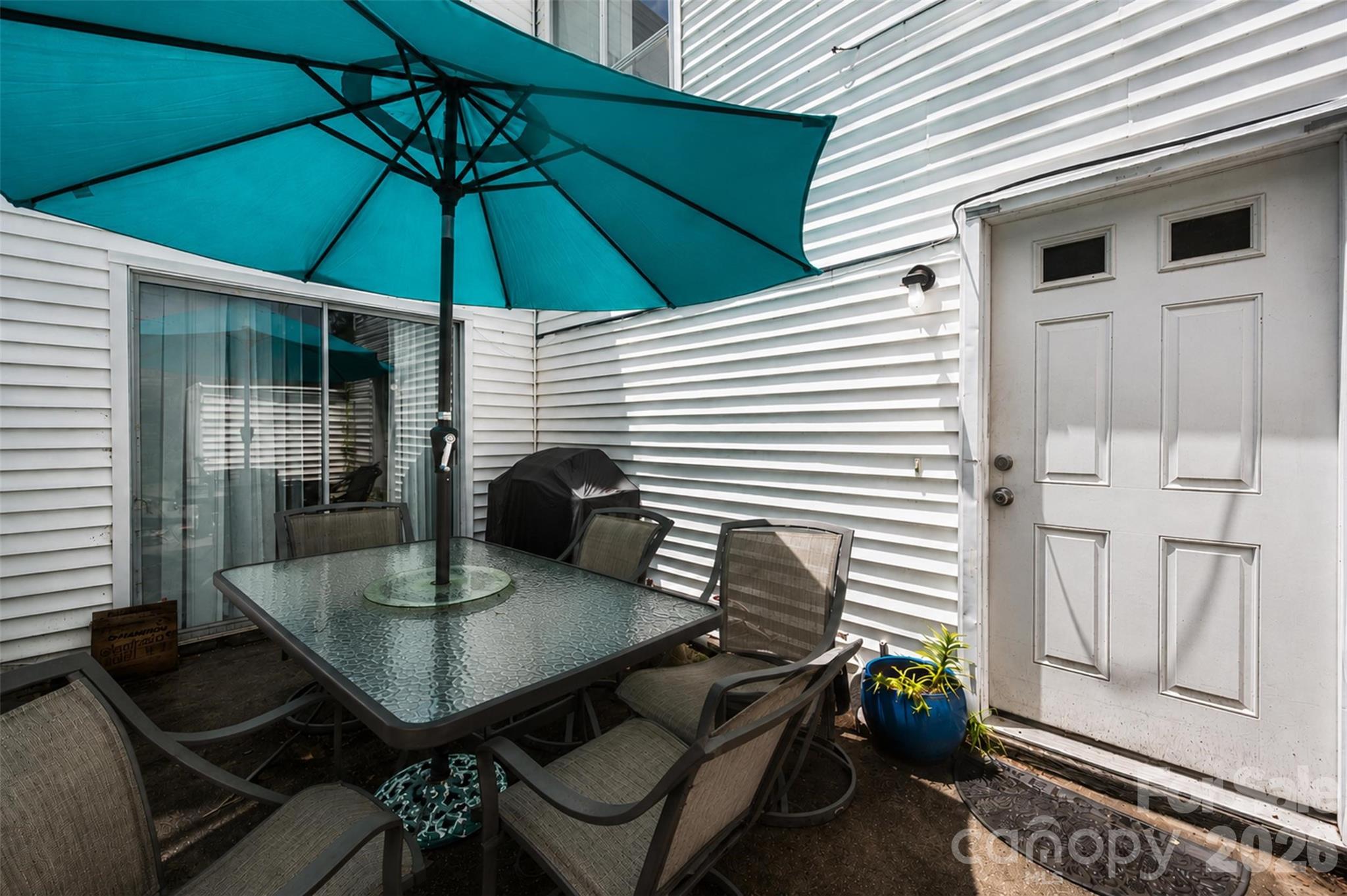 Stonington - Residential