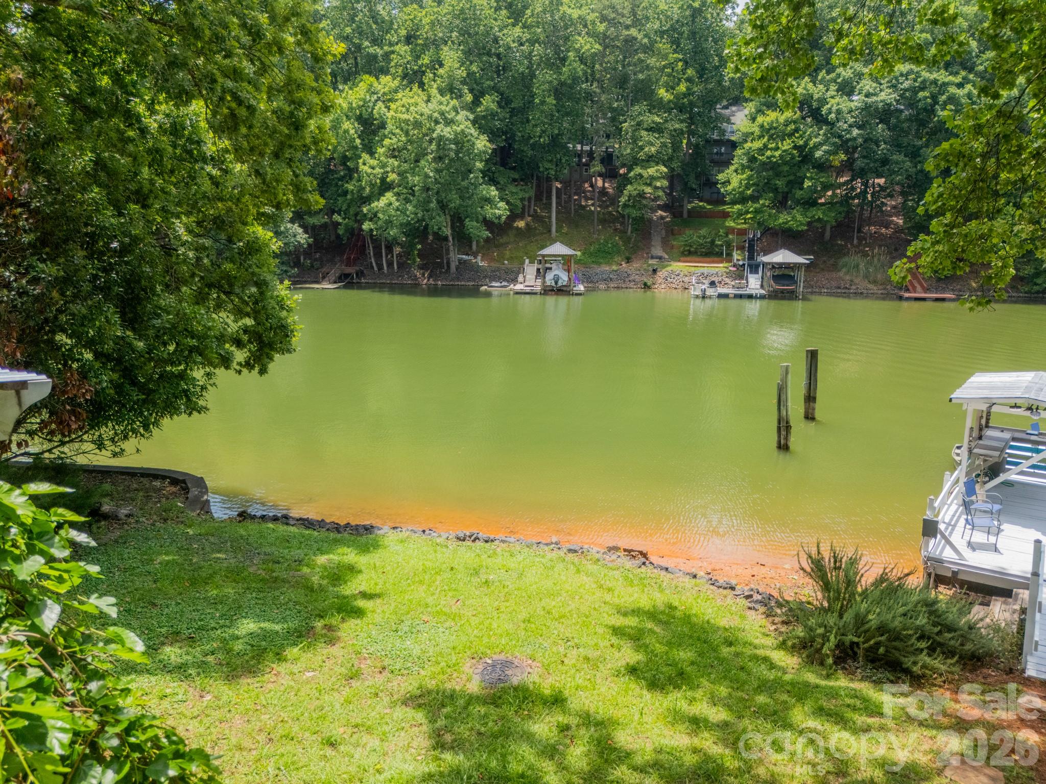 Tega Cay - Residential
