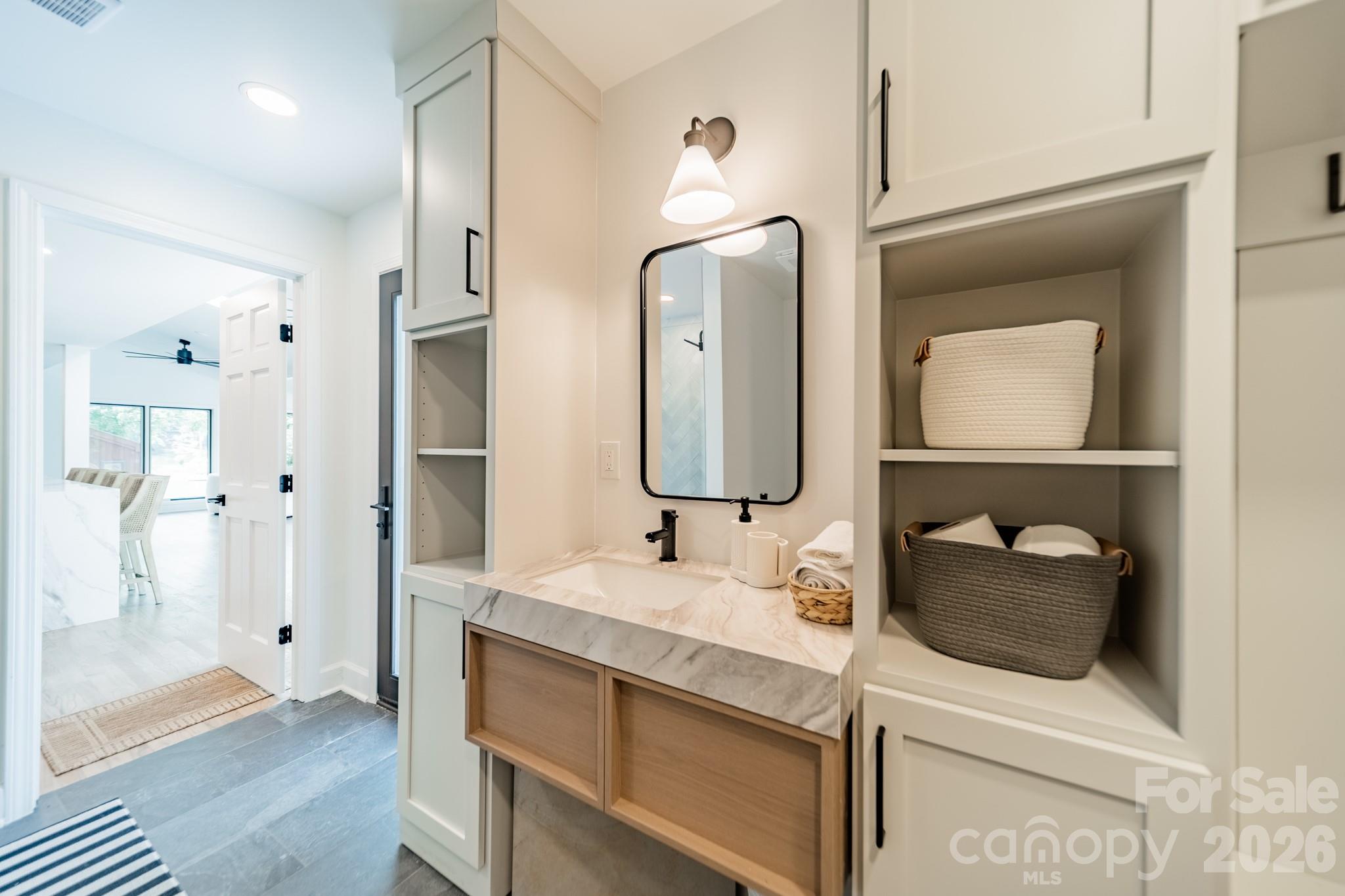 Tega Cay - Residential