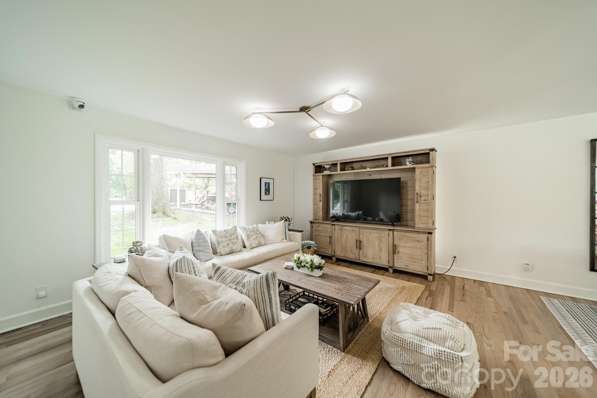 Tega Cay - Residential
