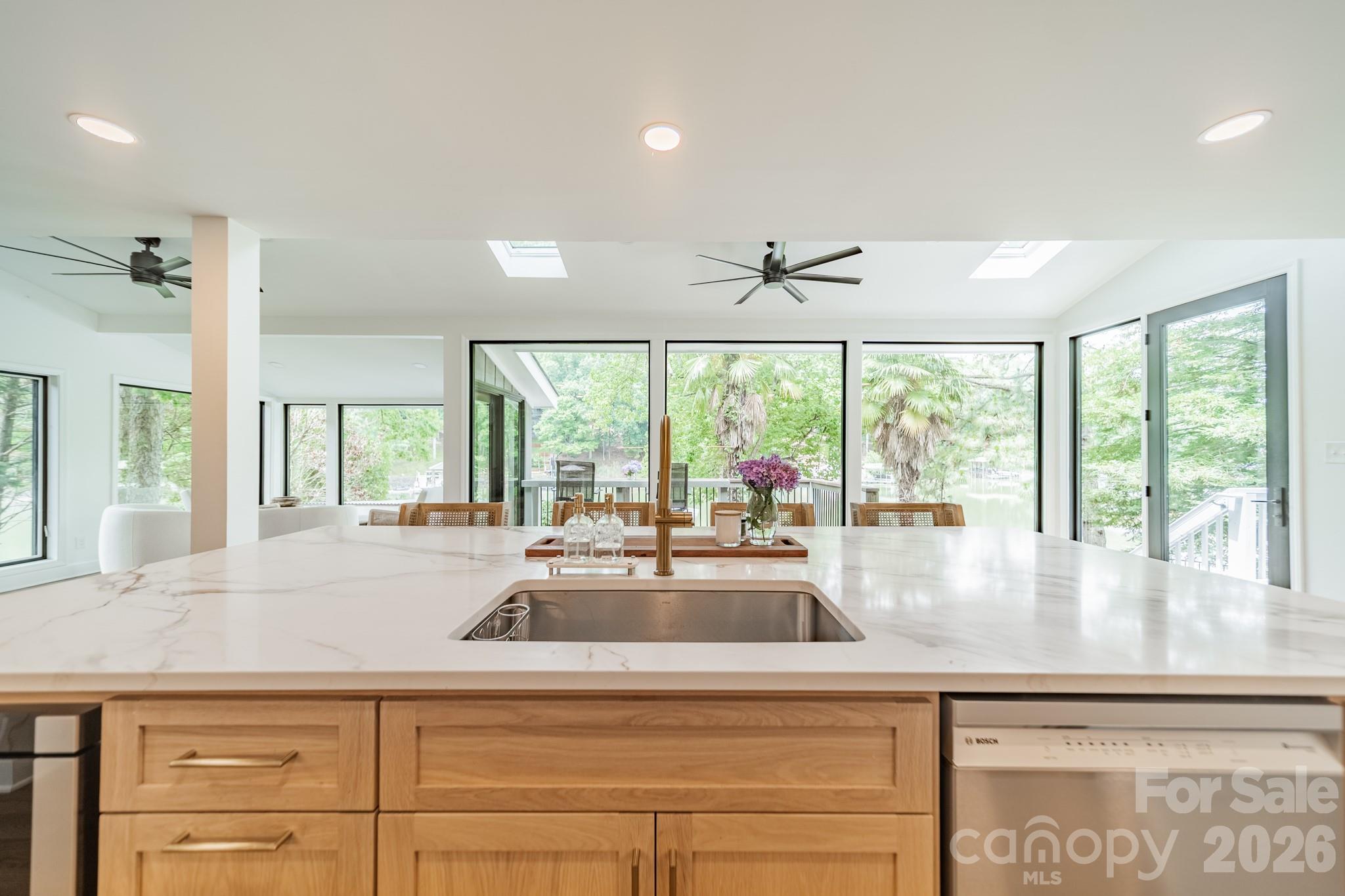 Tega Cay - Residential