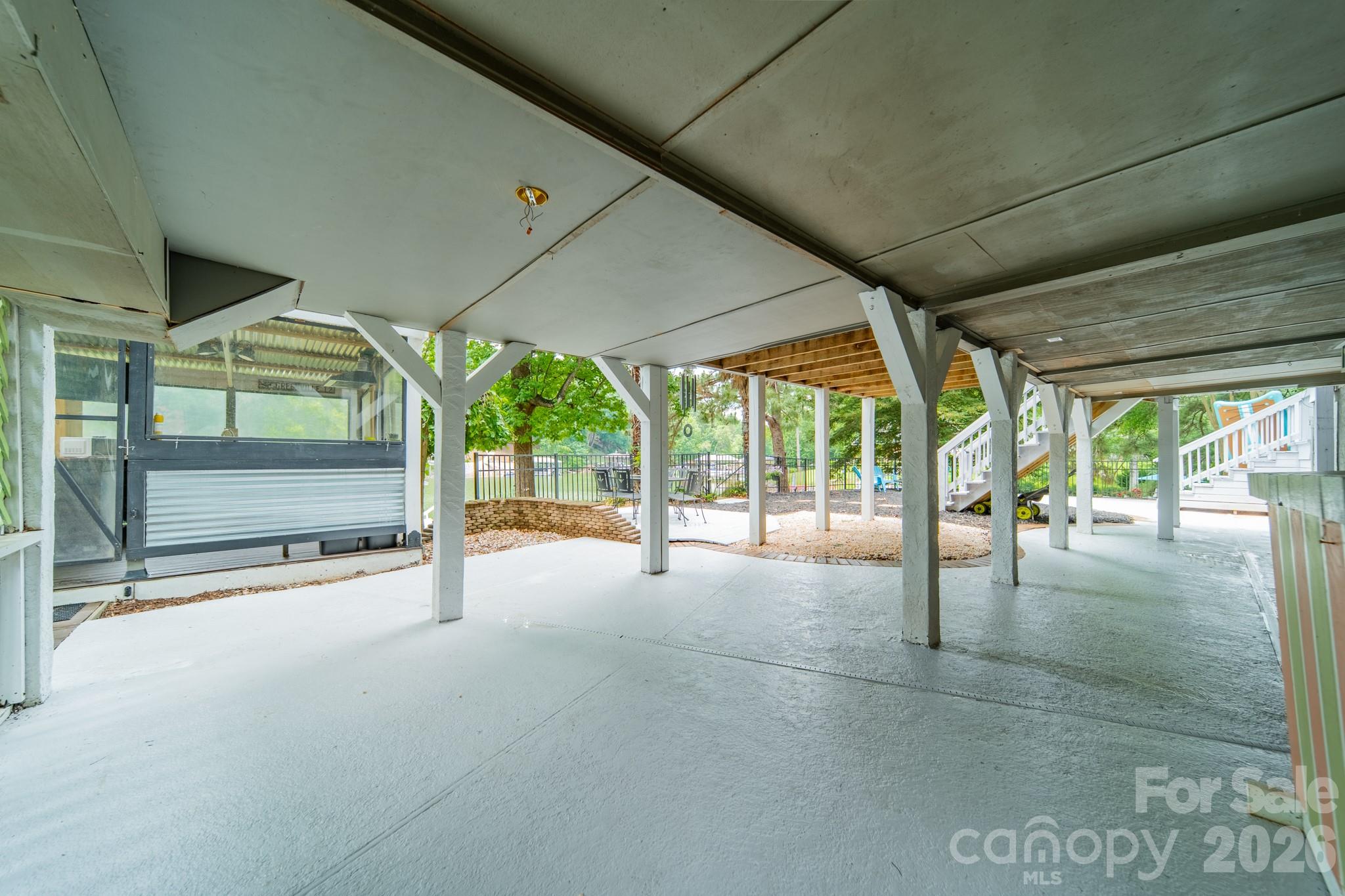 Tega Cay - Residential