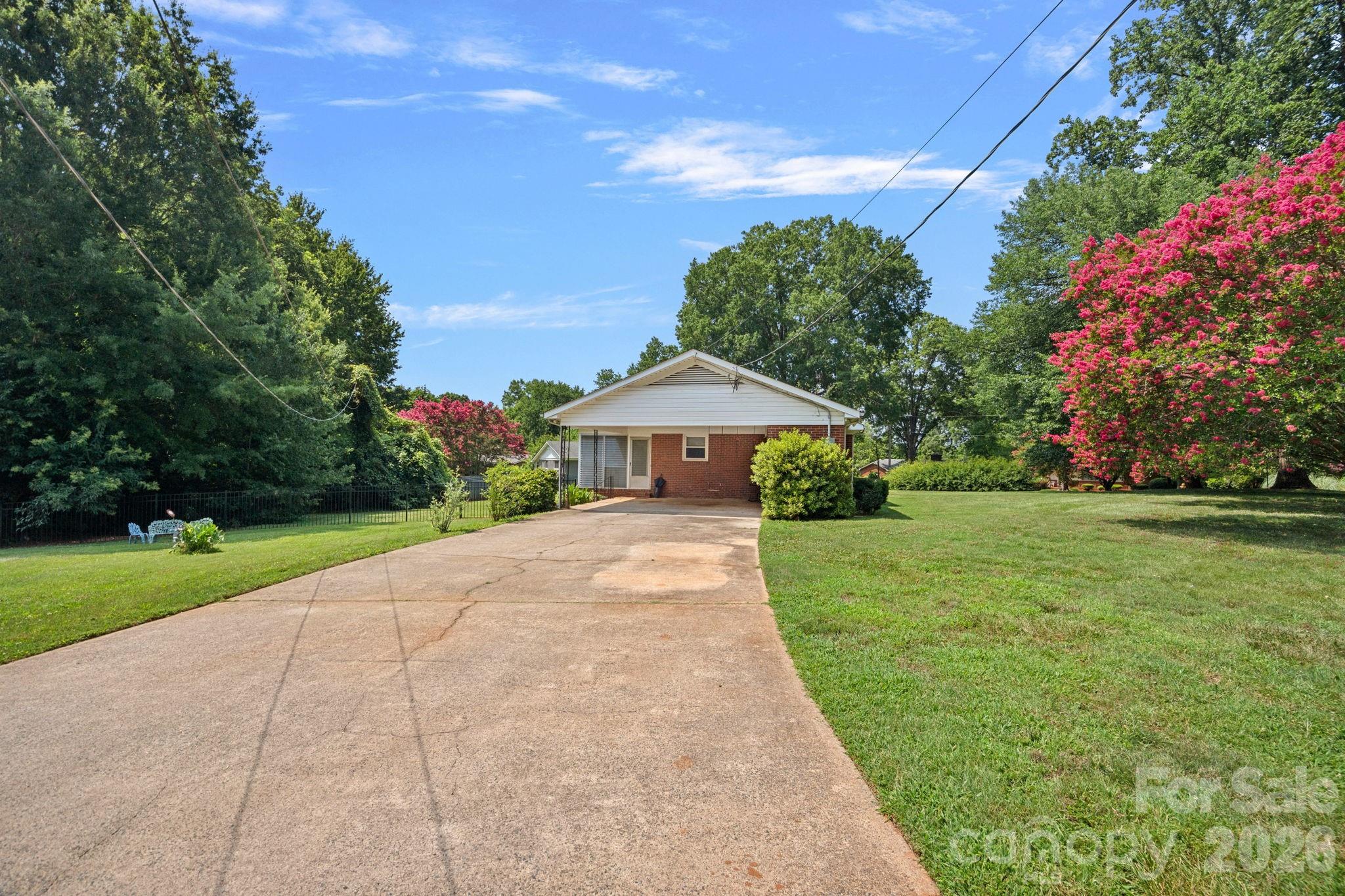 Woodberry Forest - Residential