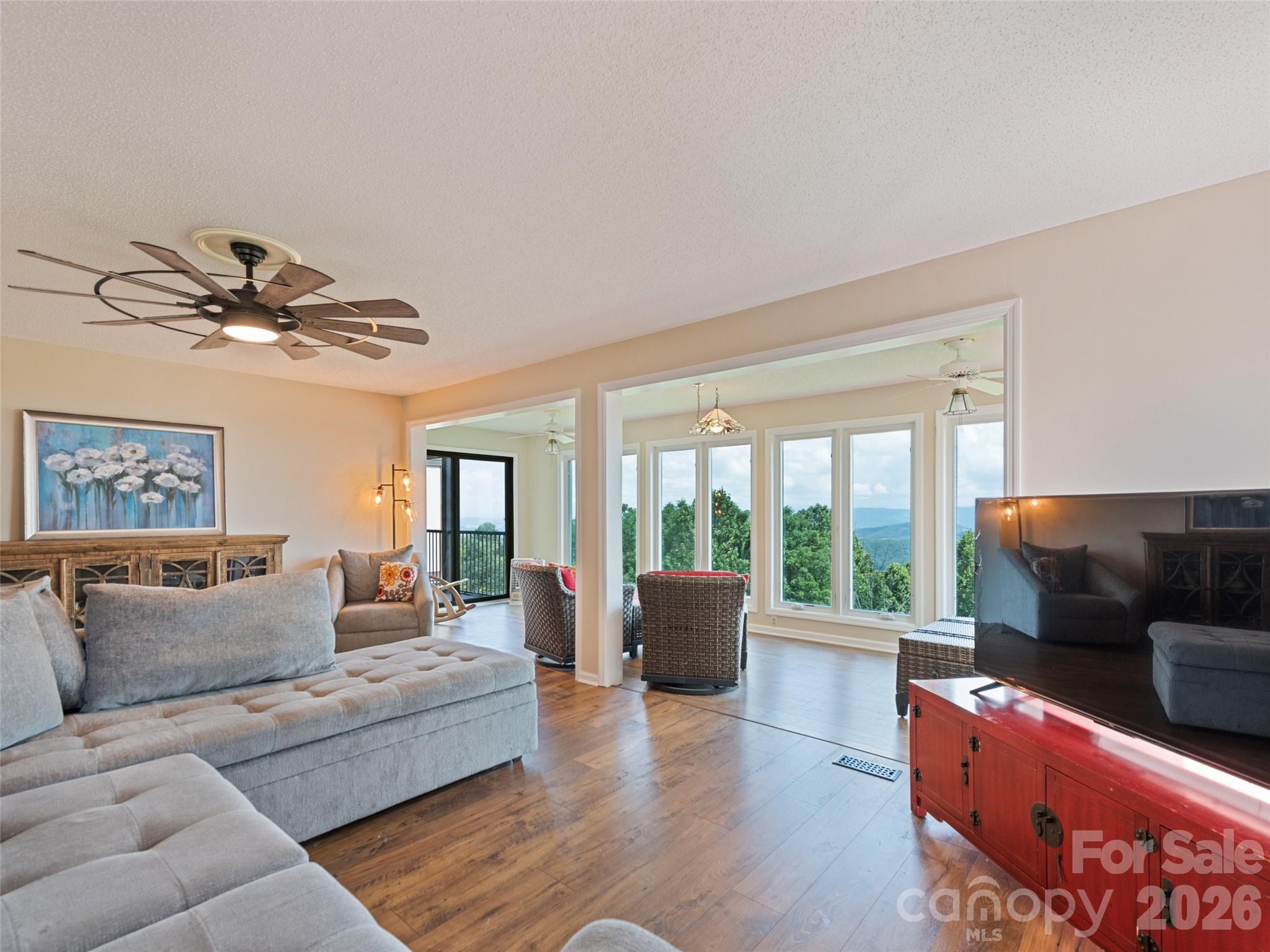 Fleetwood Plaza - Residential