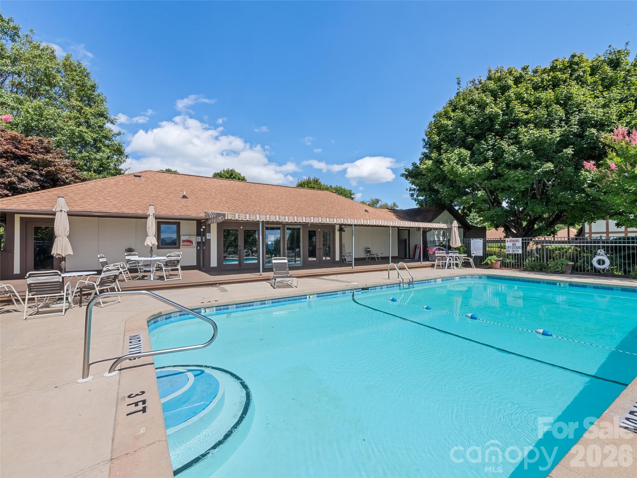 Fleetwood Plaza - Residential
