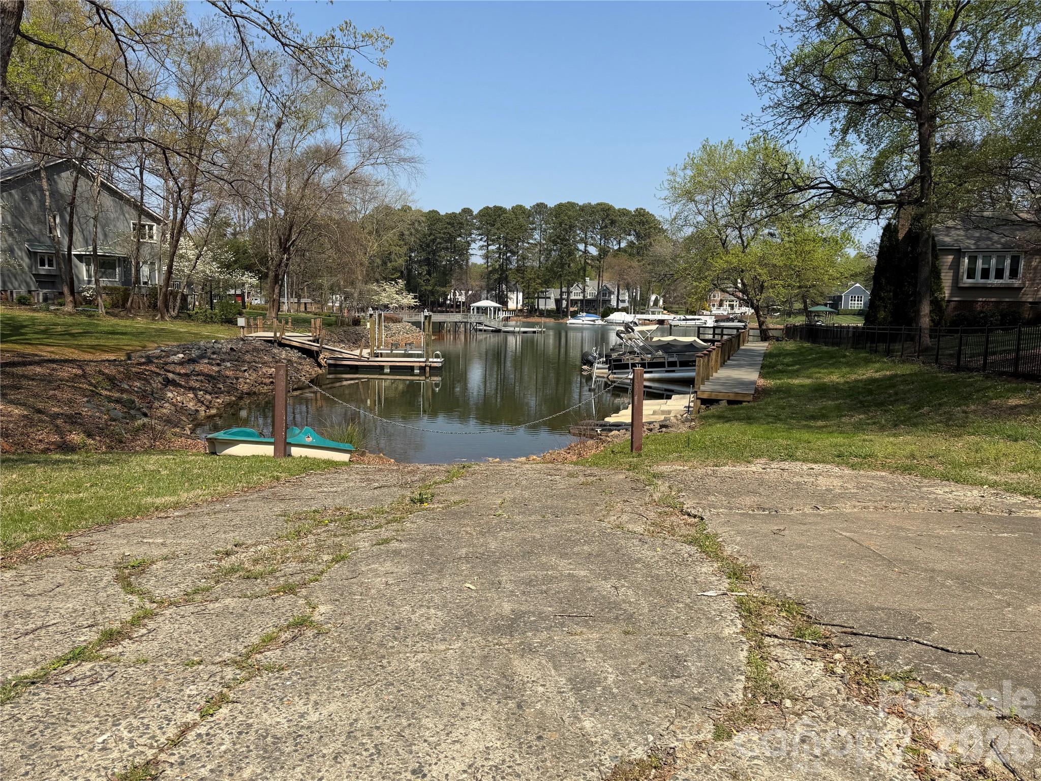 Hickory Hills - Residential