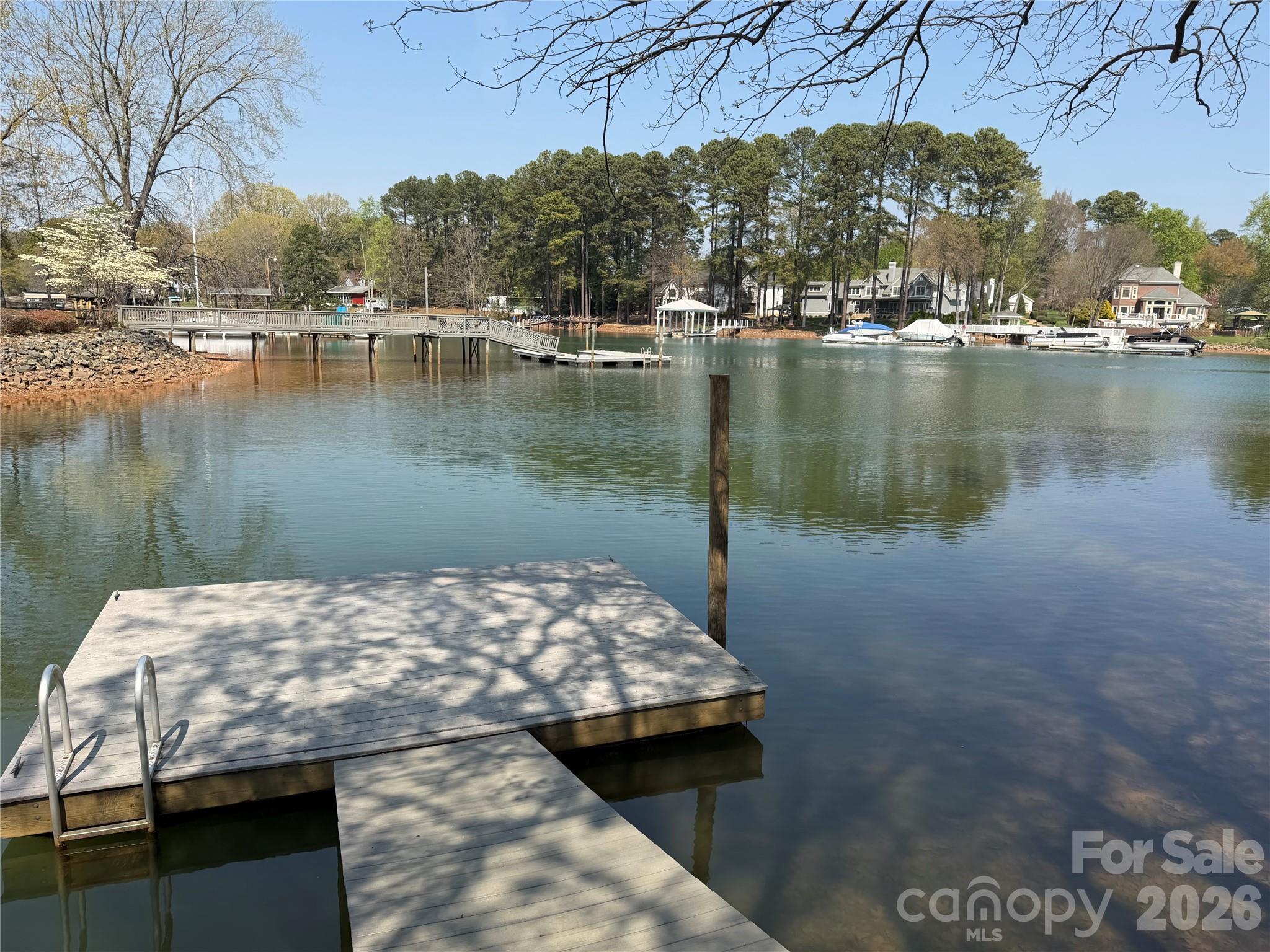 Hickory Hills - Residential