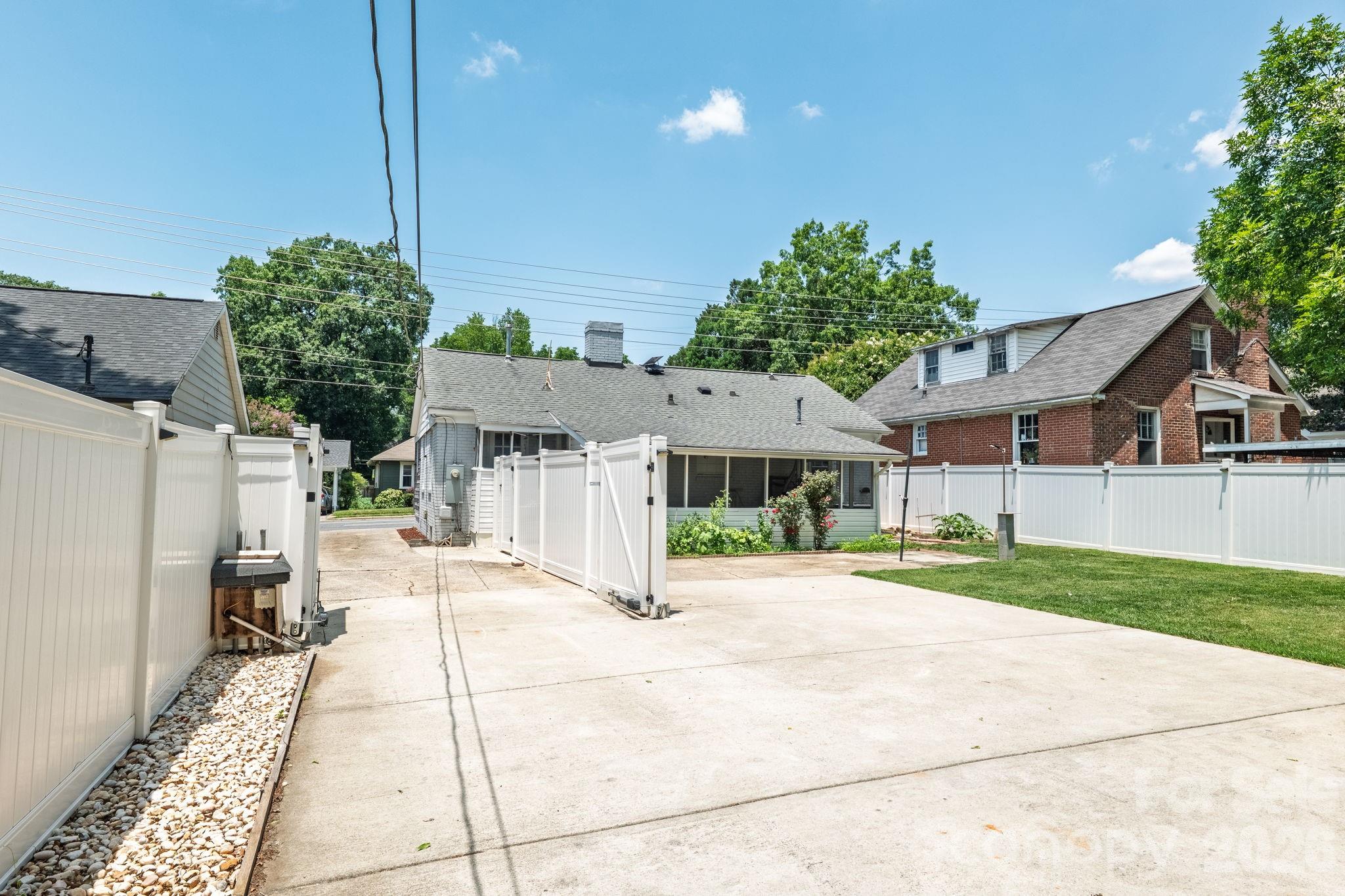 Dilworth Heights - Residential