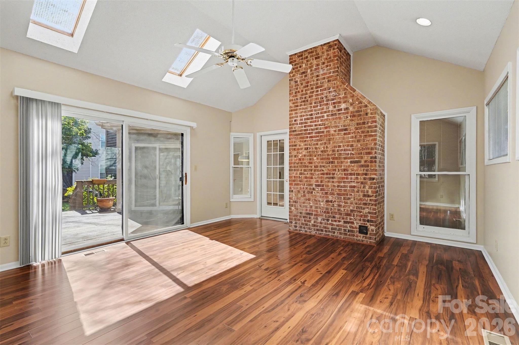 Wing Pointe - Residential