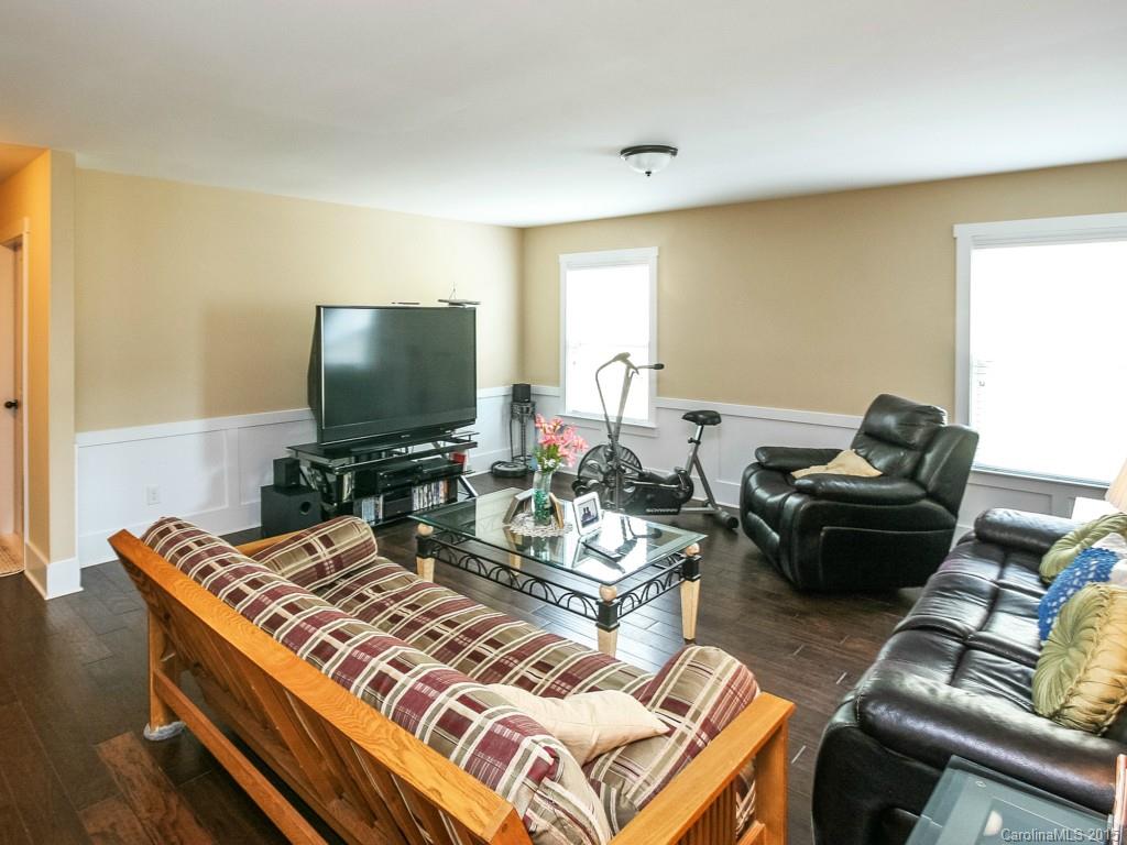 Lake Ridge - Residential