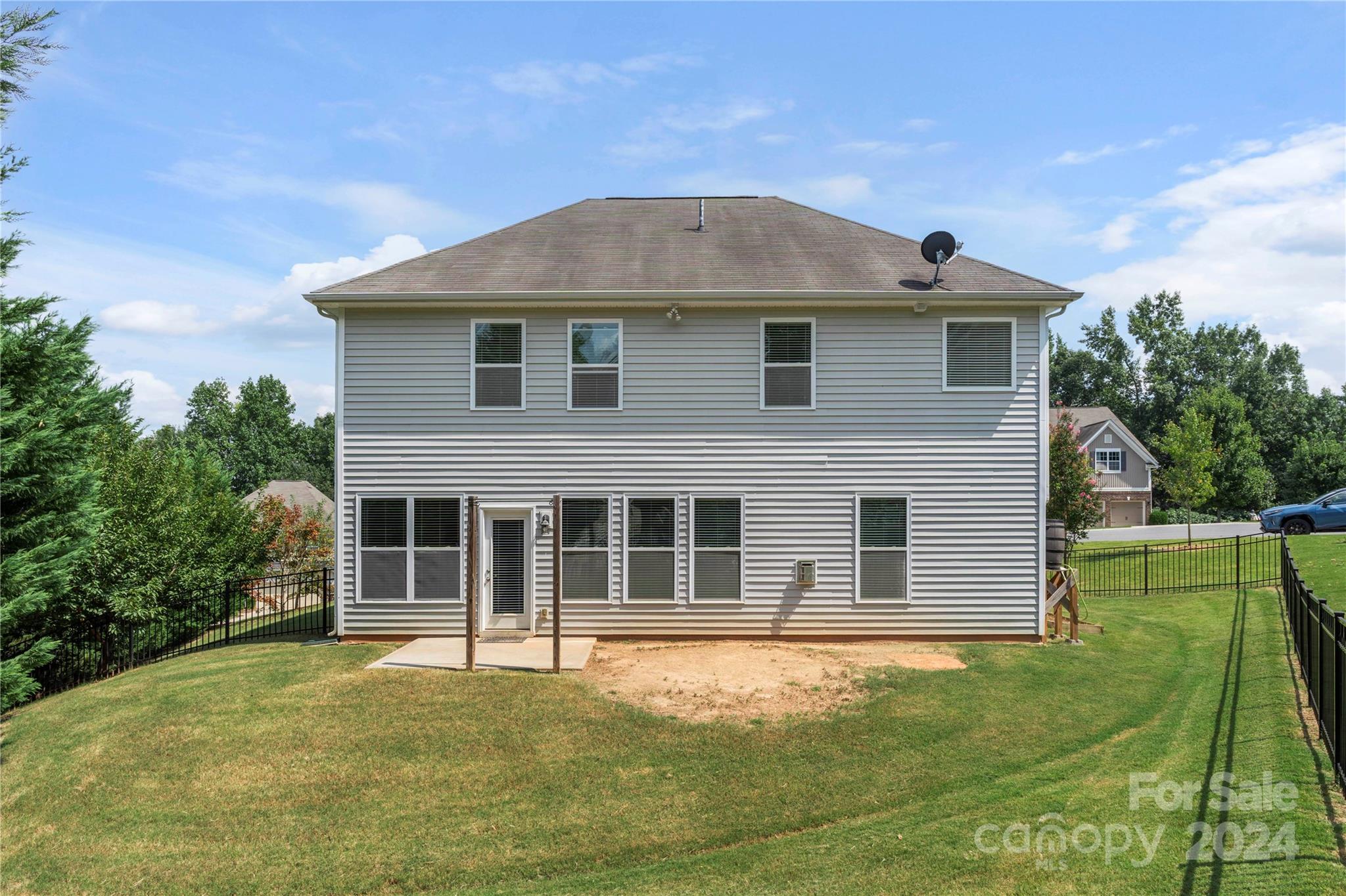 Lakebridge - Residential