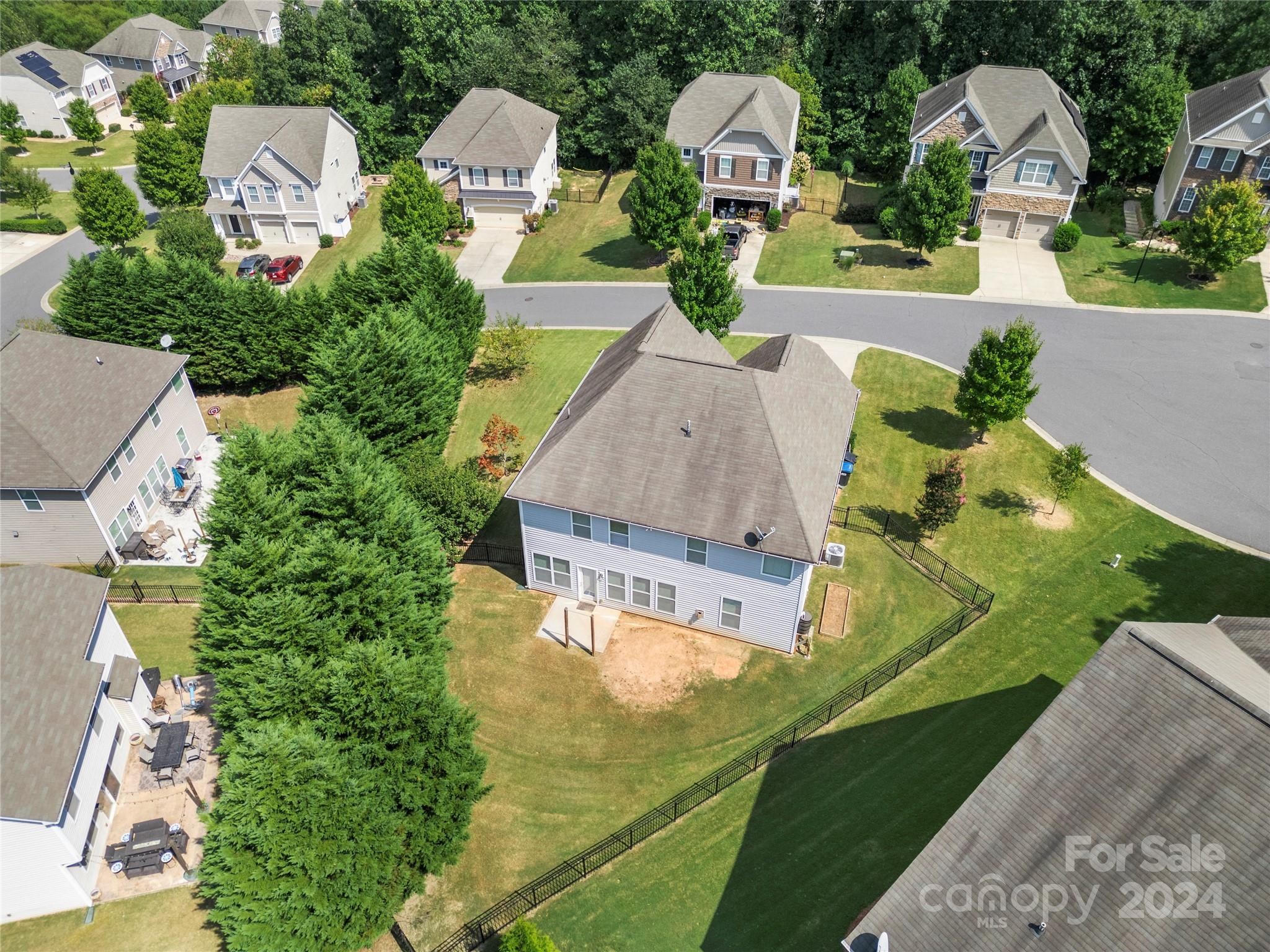 Lakebridge - Residential