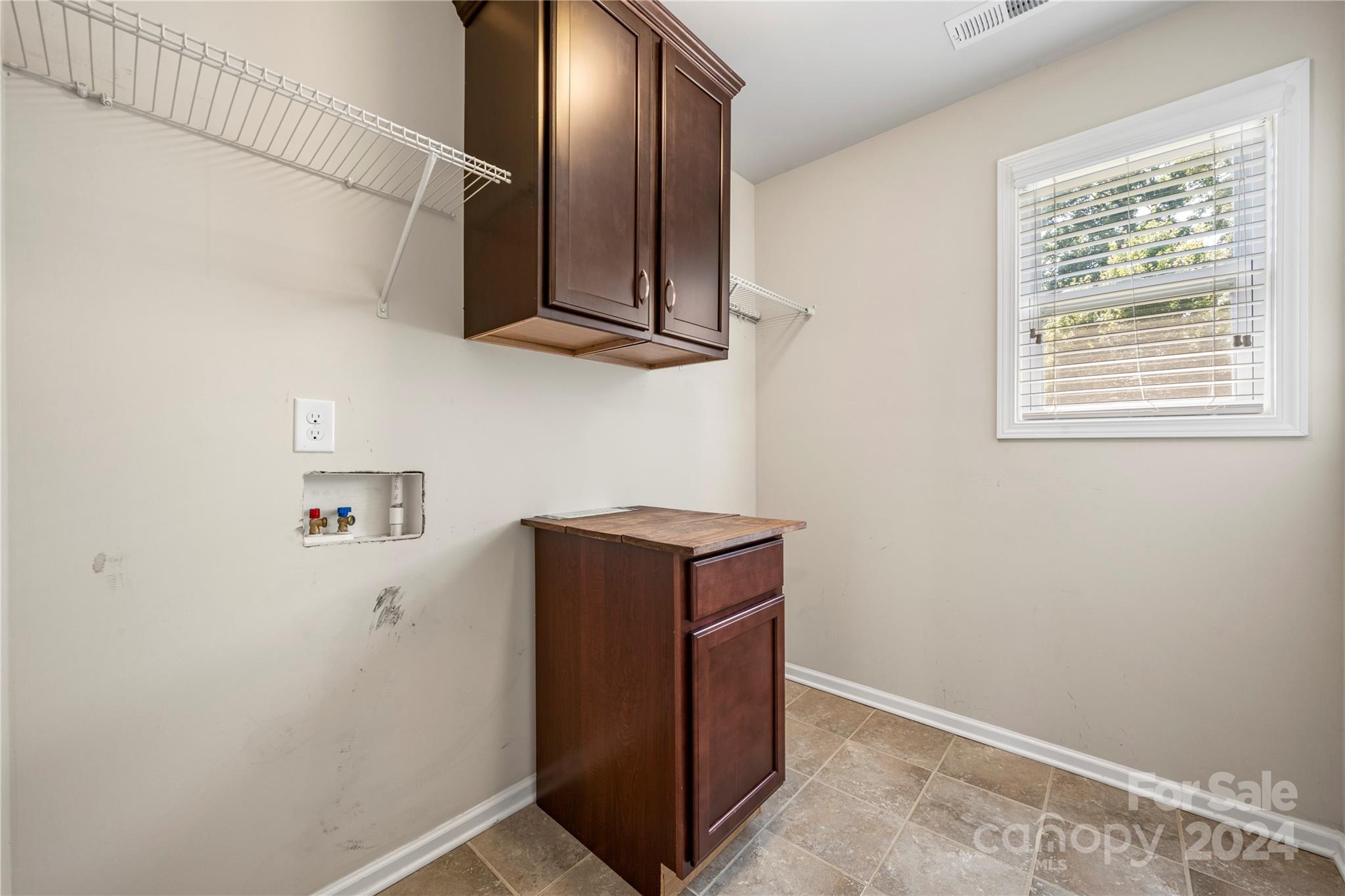 Lakebridge - Residential