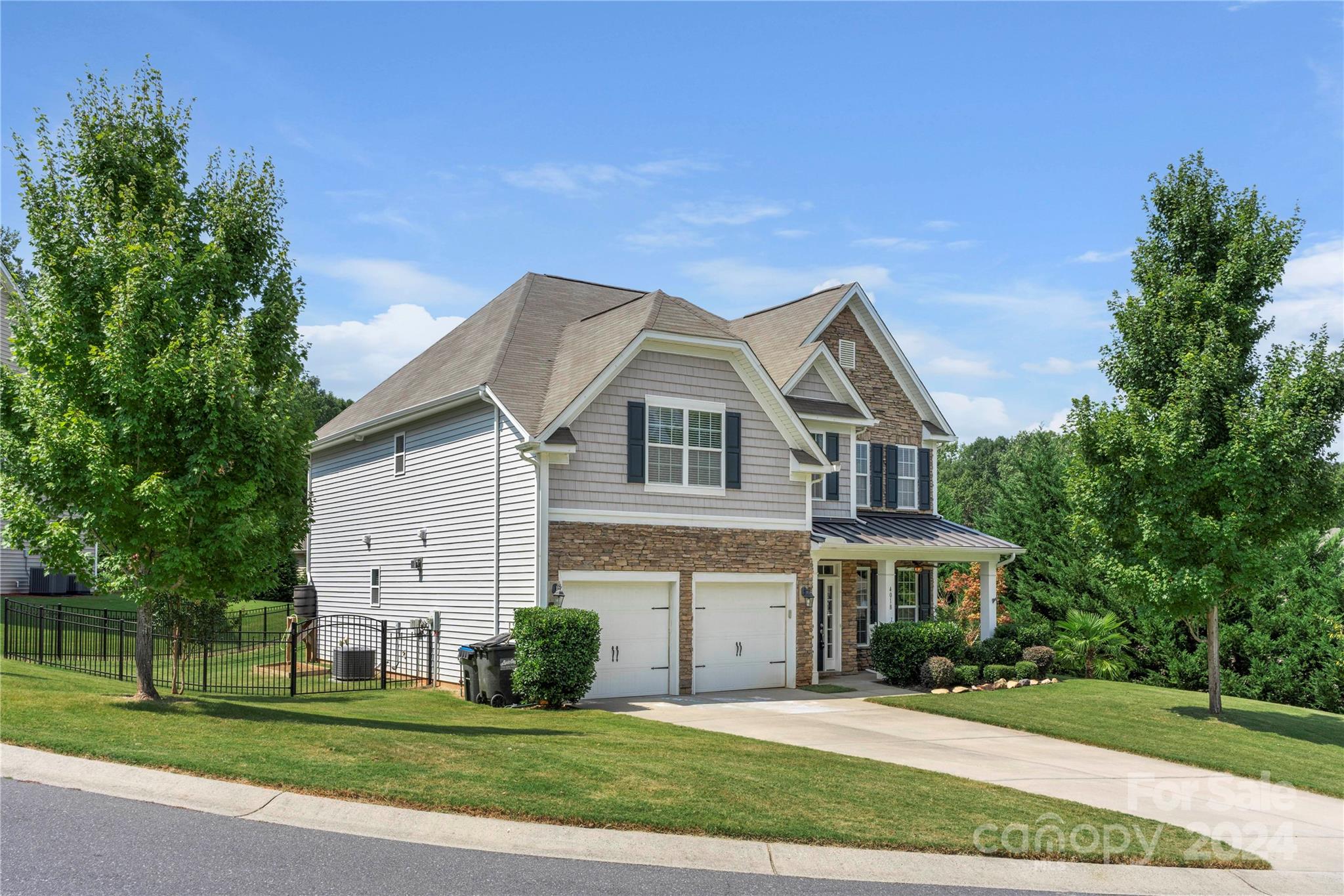 Lakebridge - Residential
