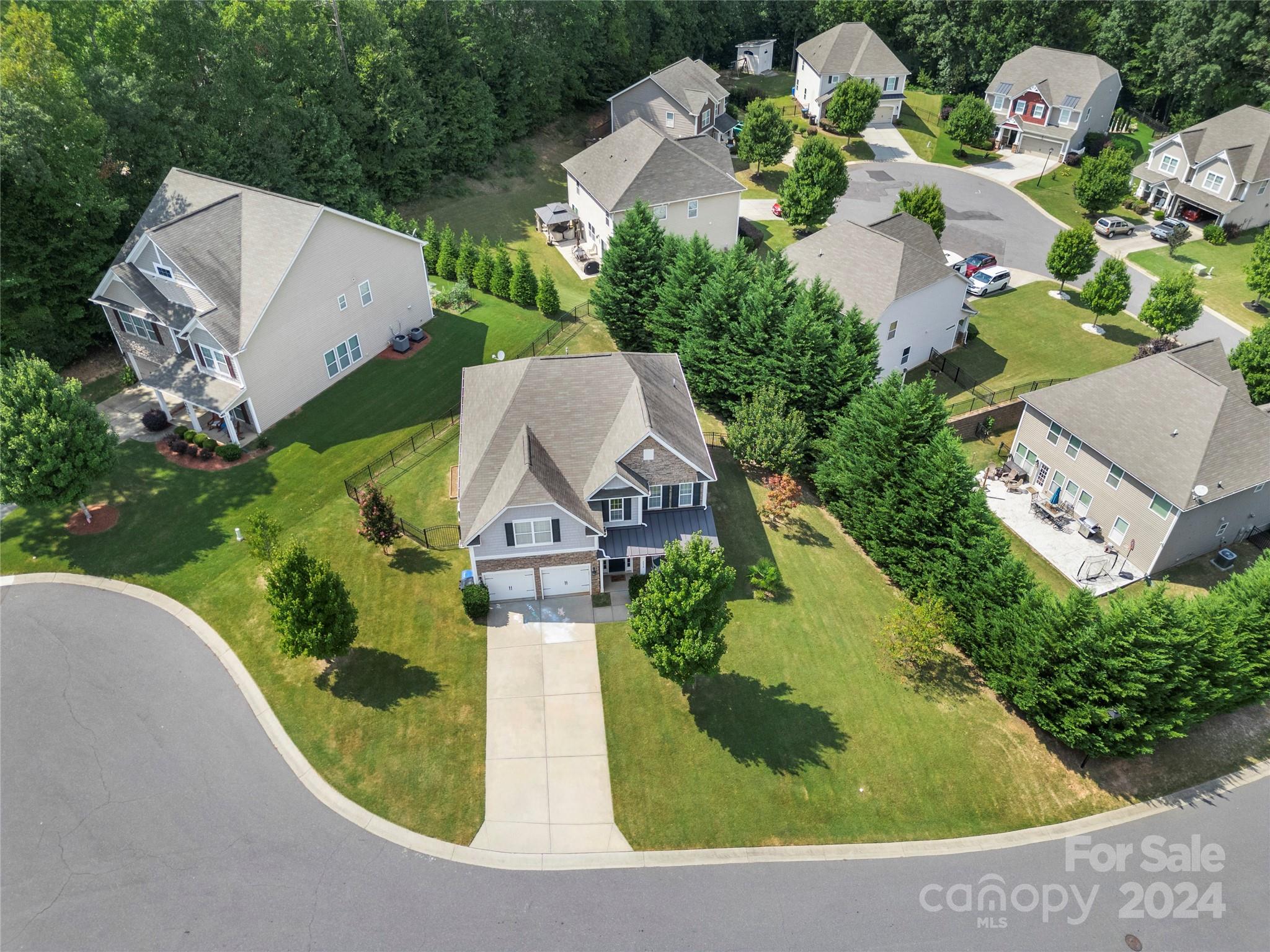 Lakebridge - Residential