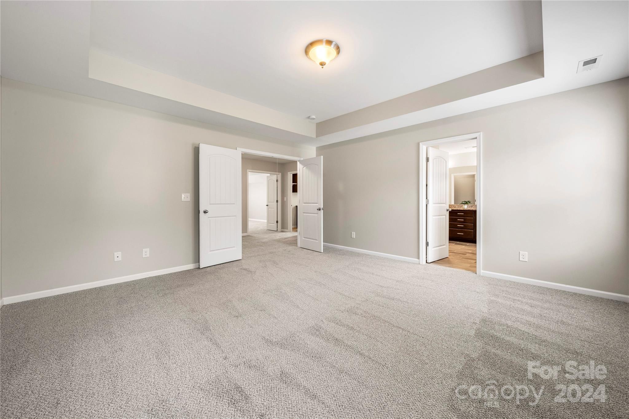 Lakebridge - Residential