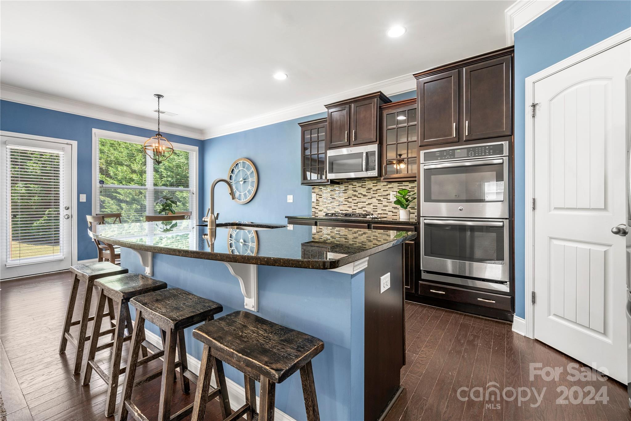 Lakebridge - Residential