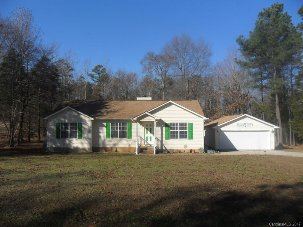 Cute cute cute!  One owner ranch home sitting on 1 acre.  Awesome location and well cared for.  Priced to sell!