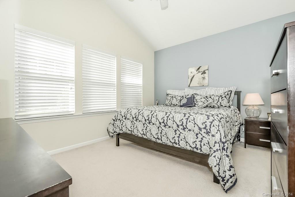 Ridge Pointe - Residential
