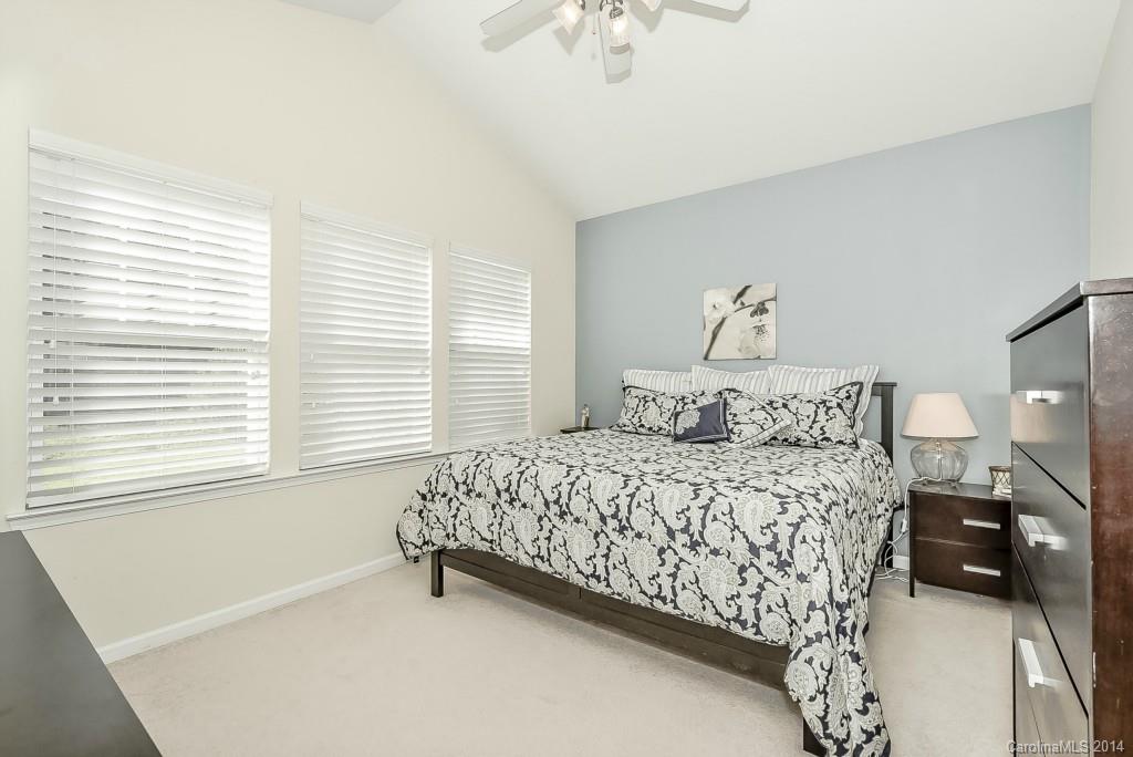 Ridge Pointe - Residential