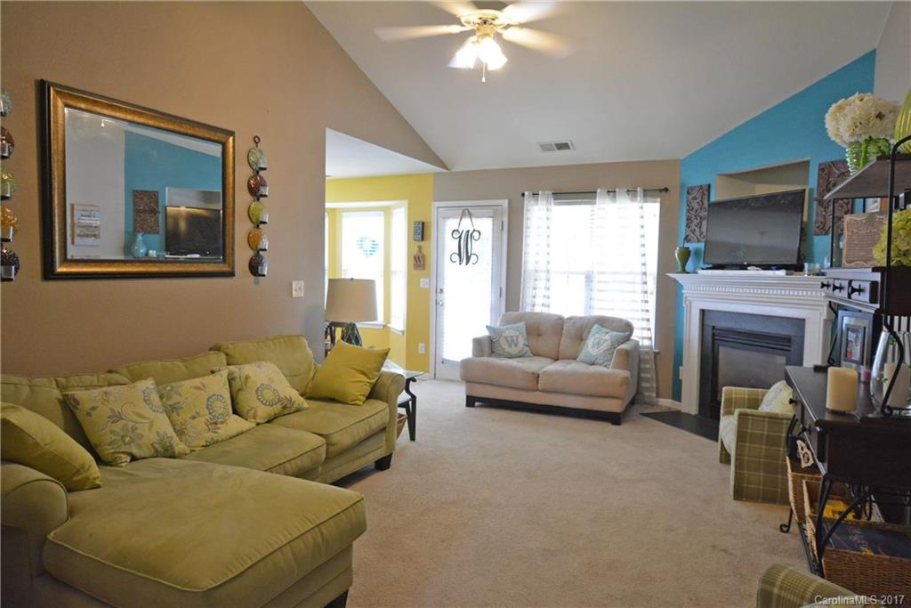 Longview Oaks - Residential