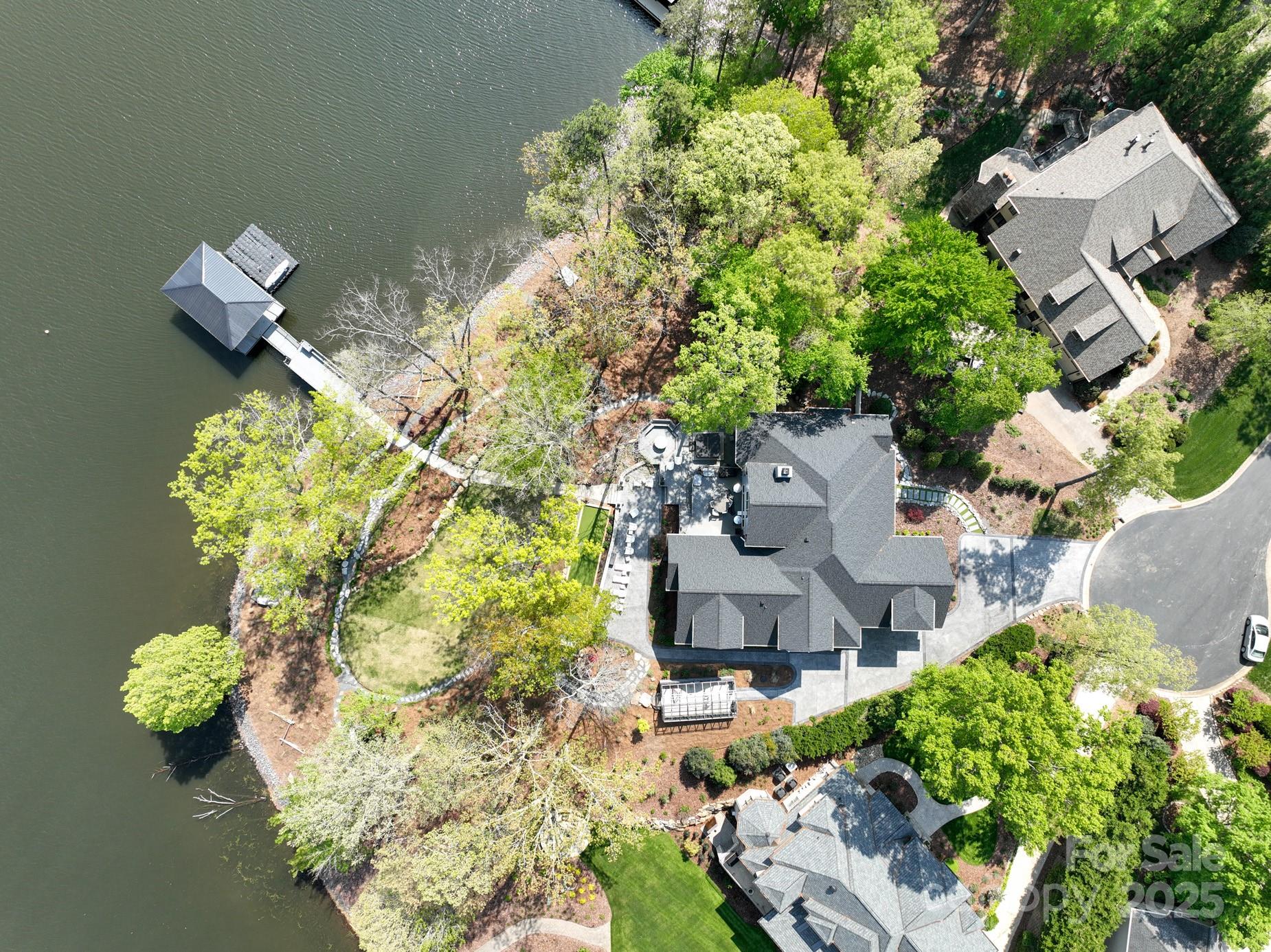 Uwharrie Point - Residential