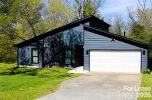 Beautiful super modern mid century home located mins to Ballantyne. 
3 bedroom 2 bath with 2 car garage. Spacious backyard with accessibility to Greenway. Stunning deck, overlooking serene backyard.