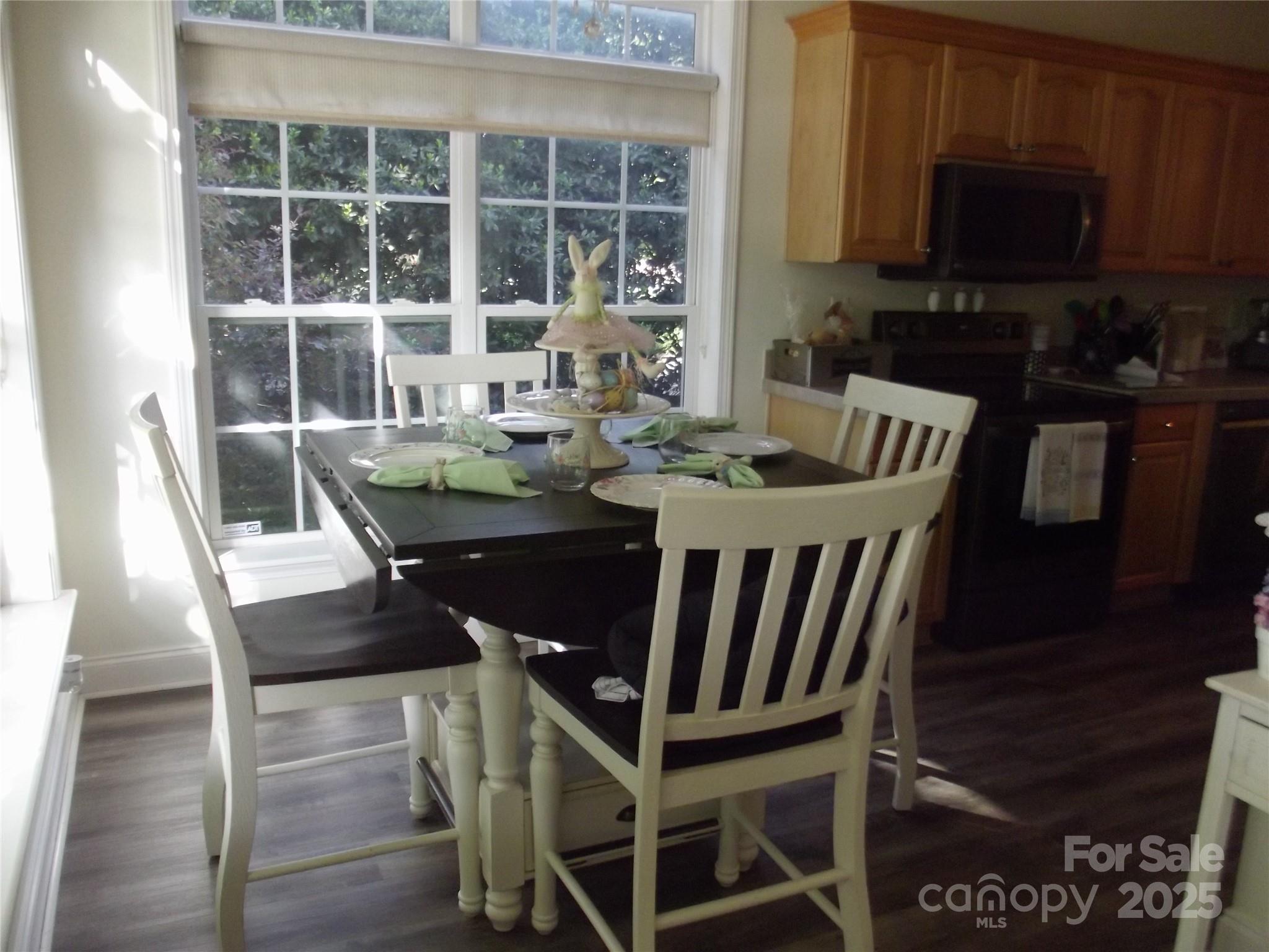 oak Ridge Townhomes - Residential
