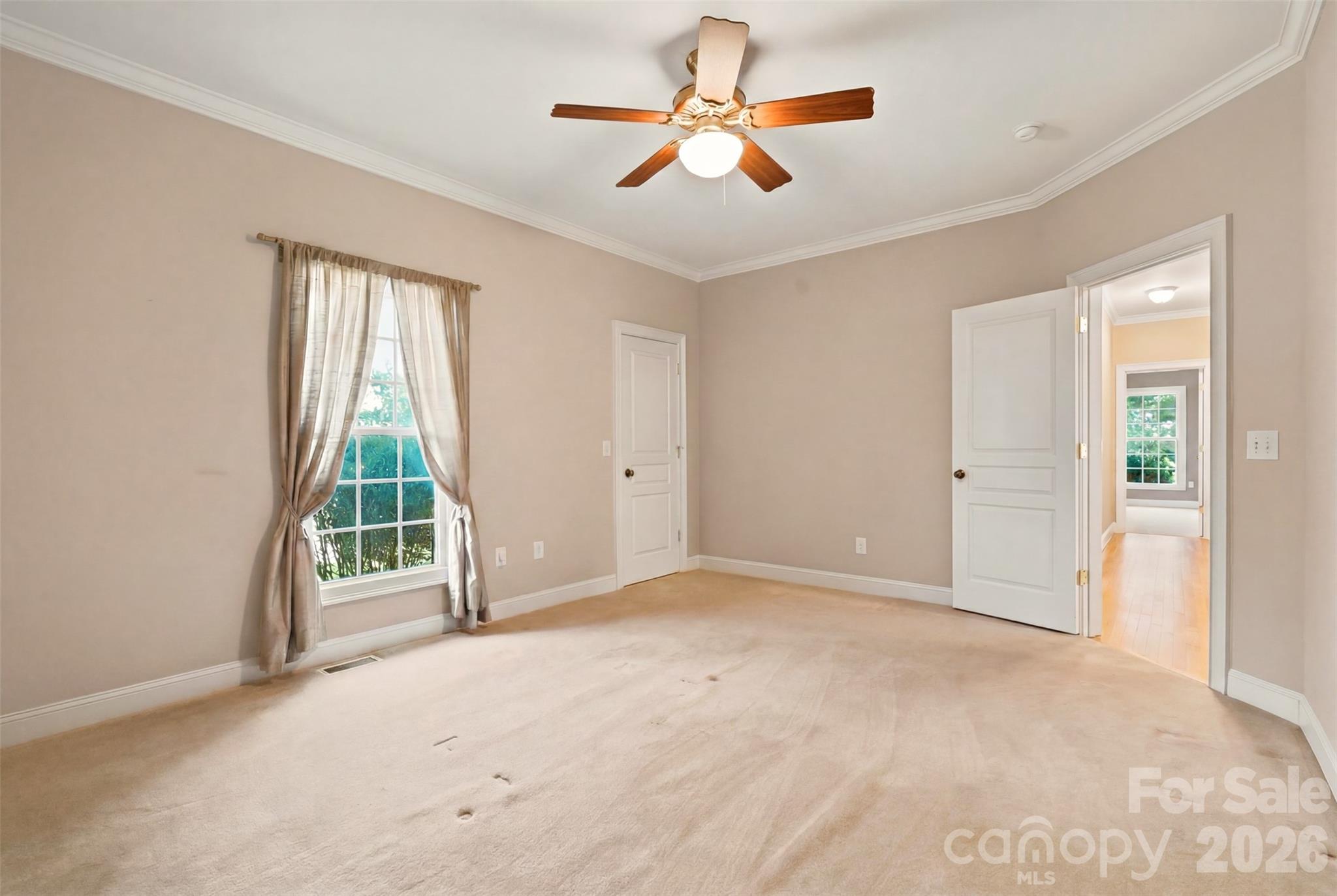 Crescent Links - Residential