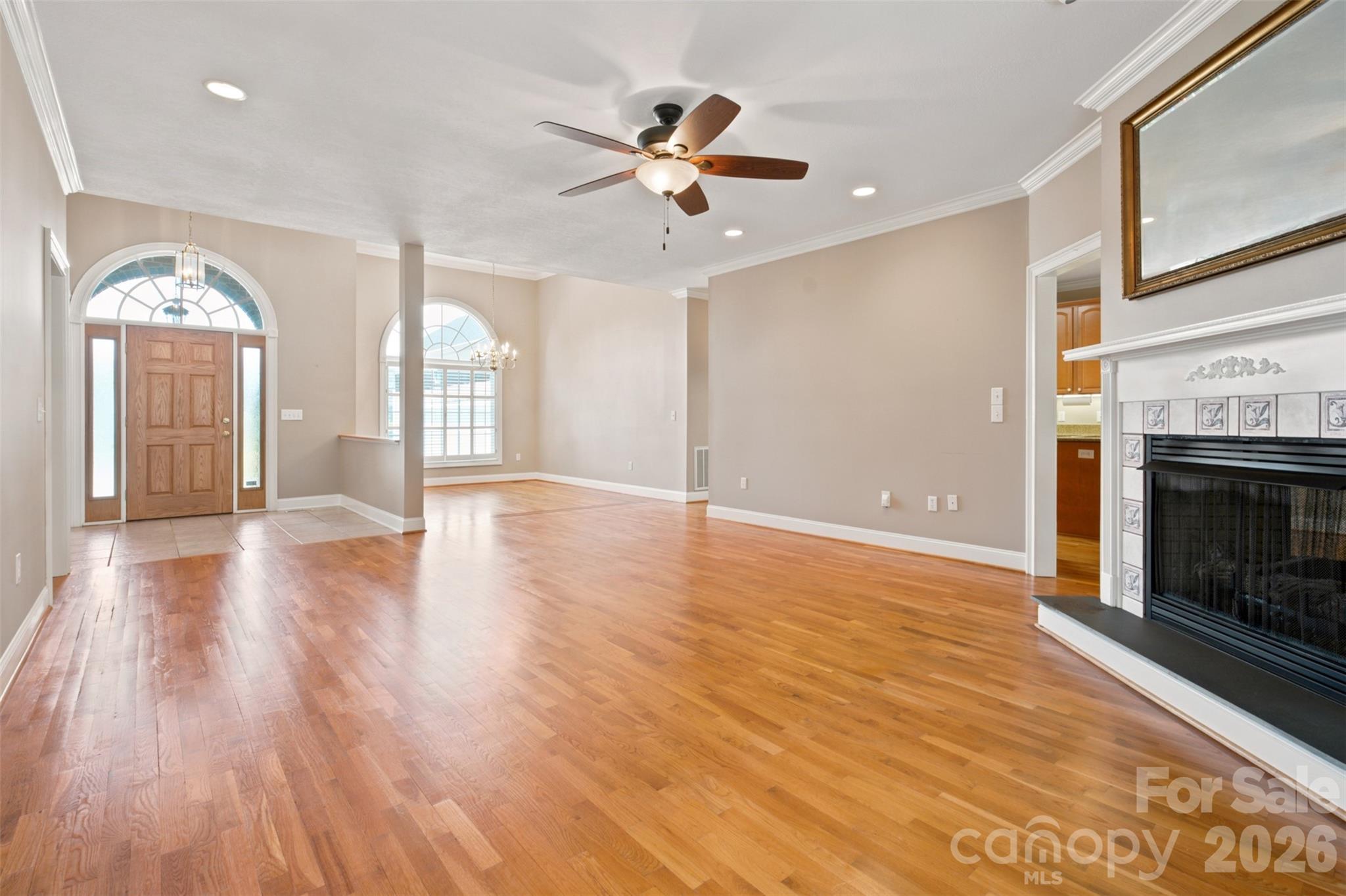 Crescent Links - Residential