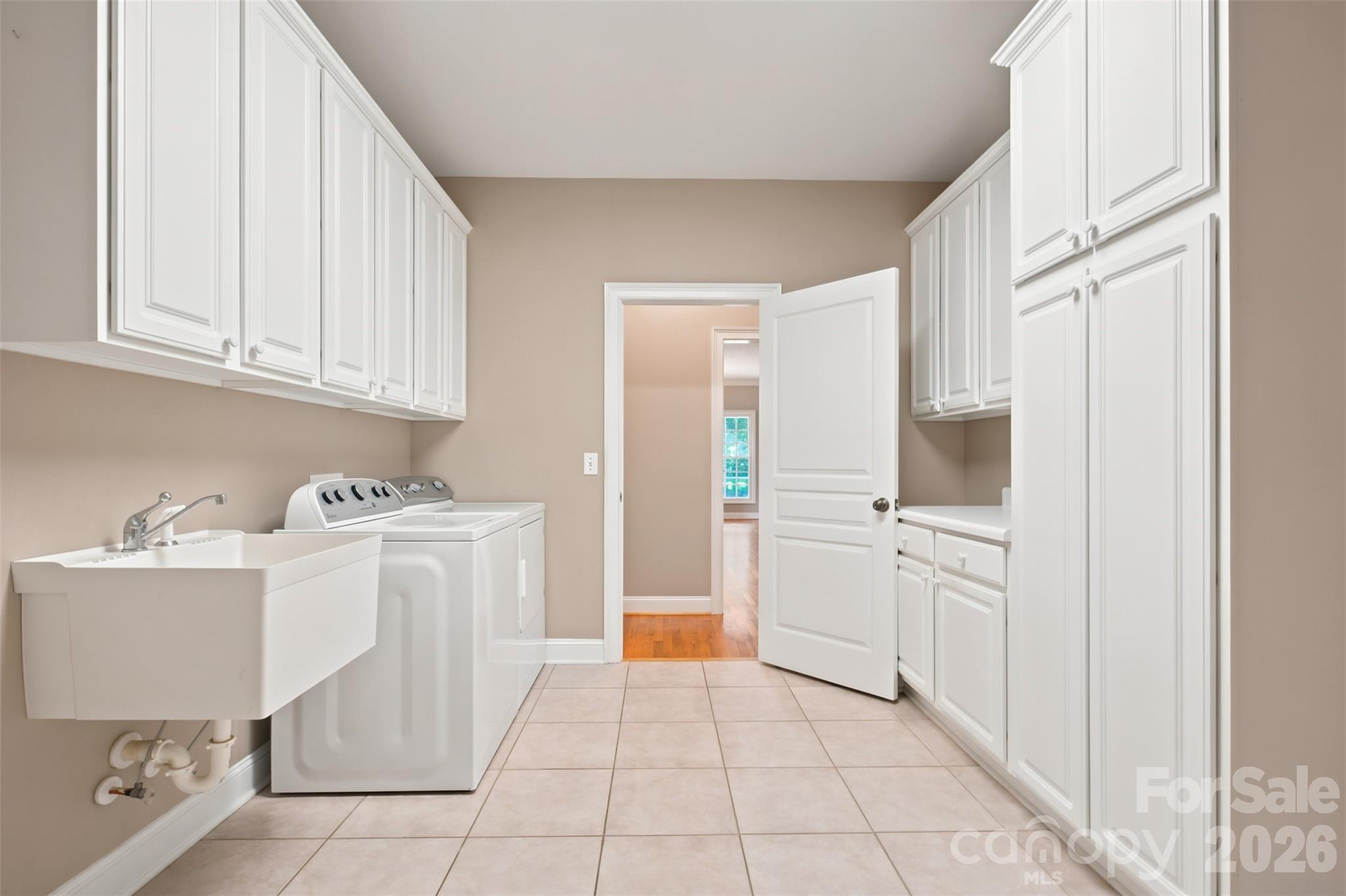 Crescent Links - Residential