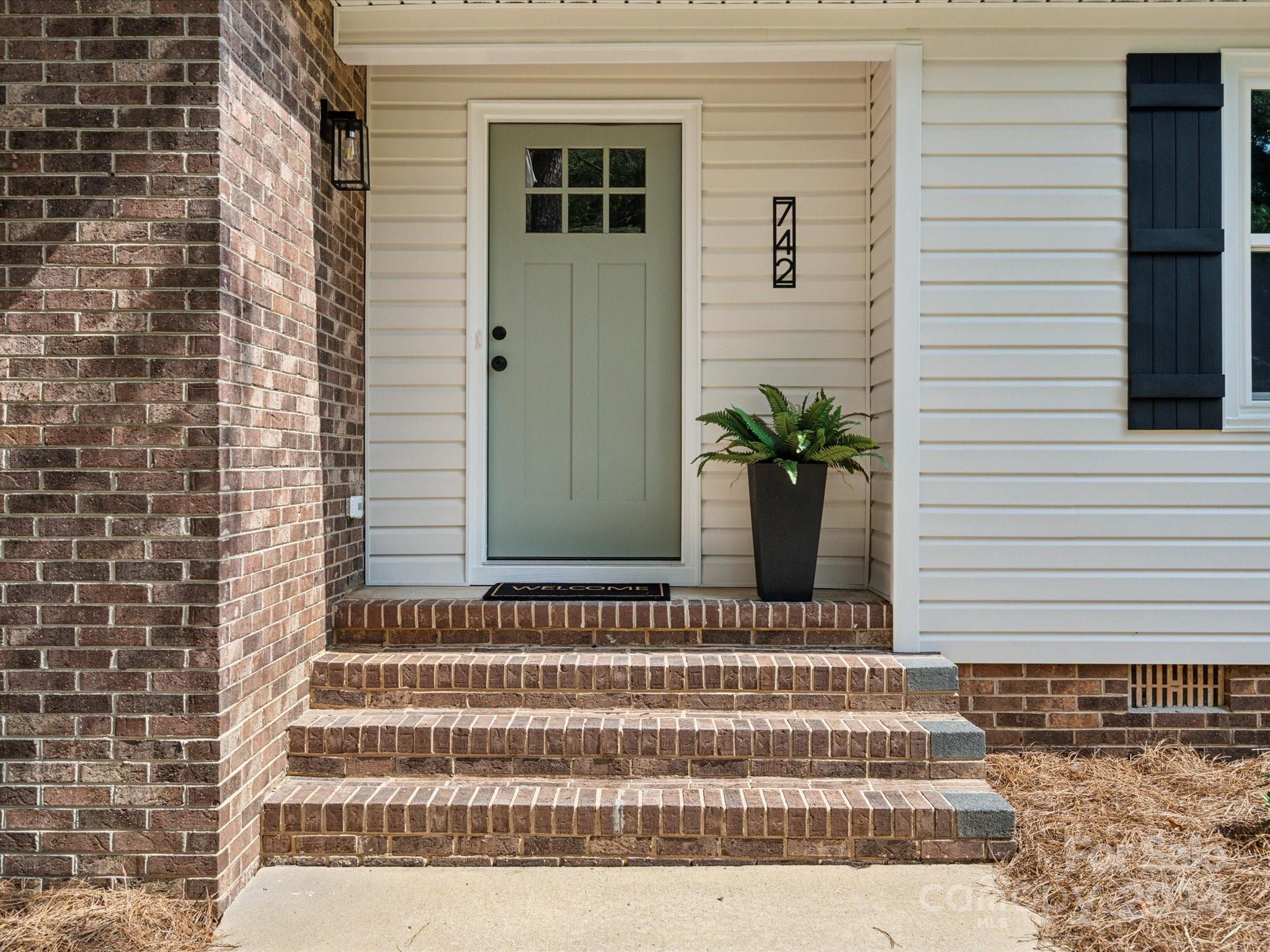 Ragin Estates - Residential