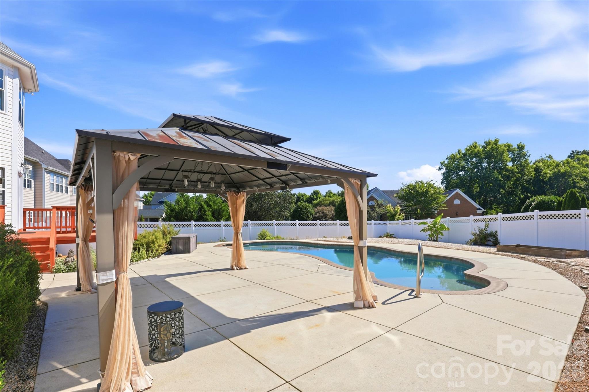 Ballantyne Meadows - Residential