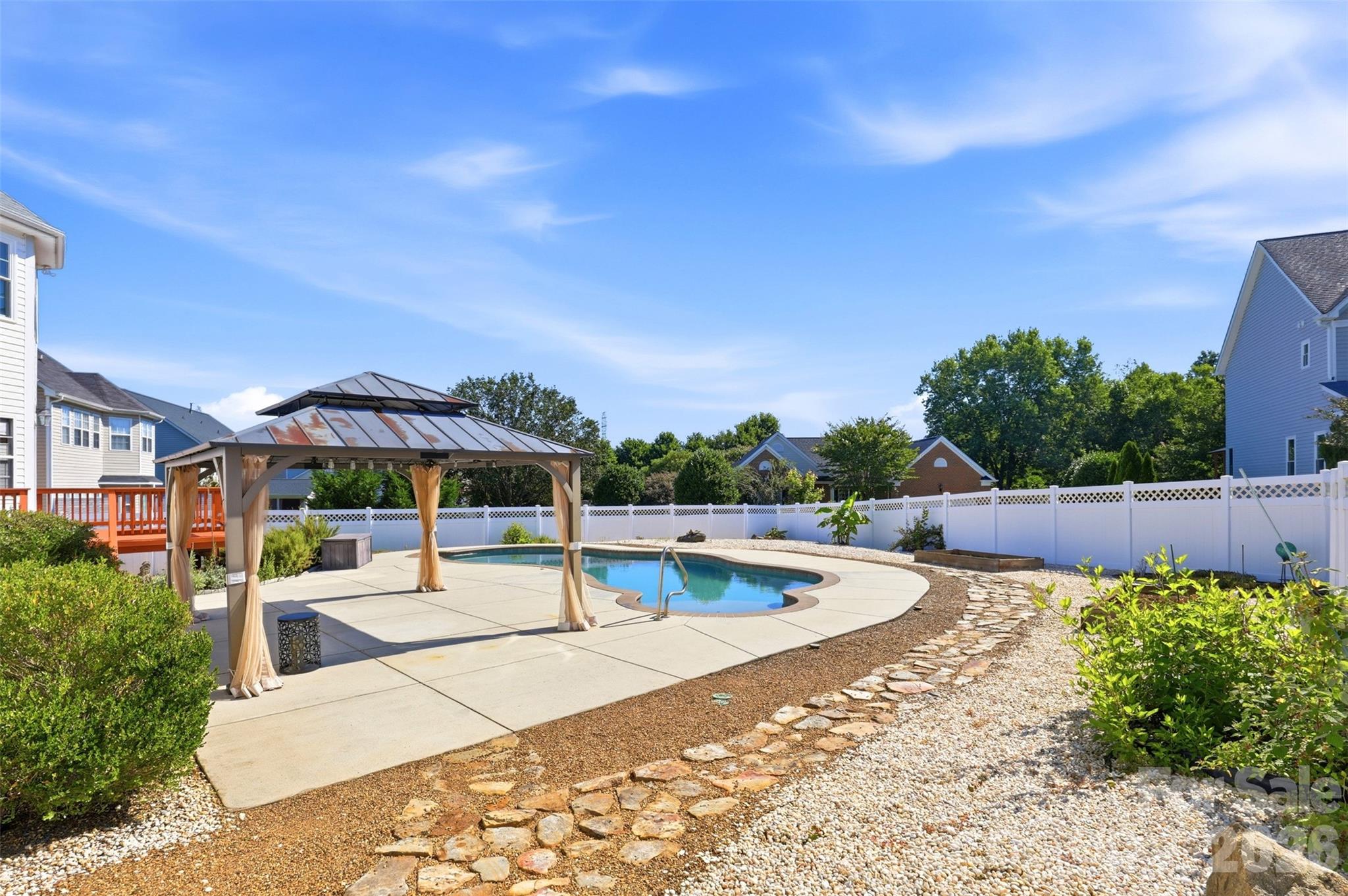 Ballantyne Meadows - Residential