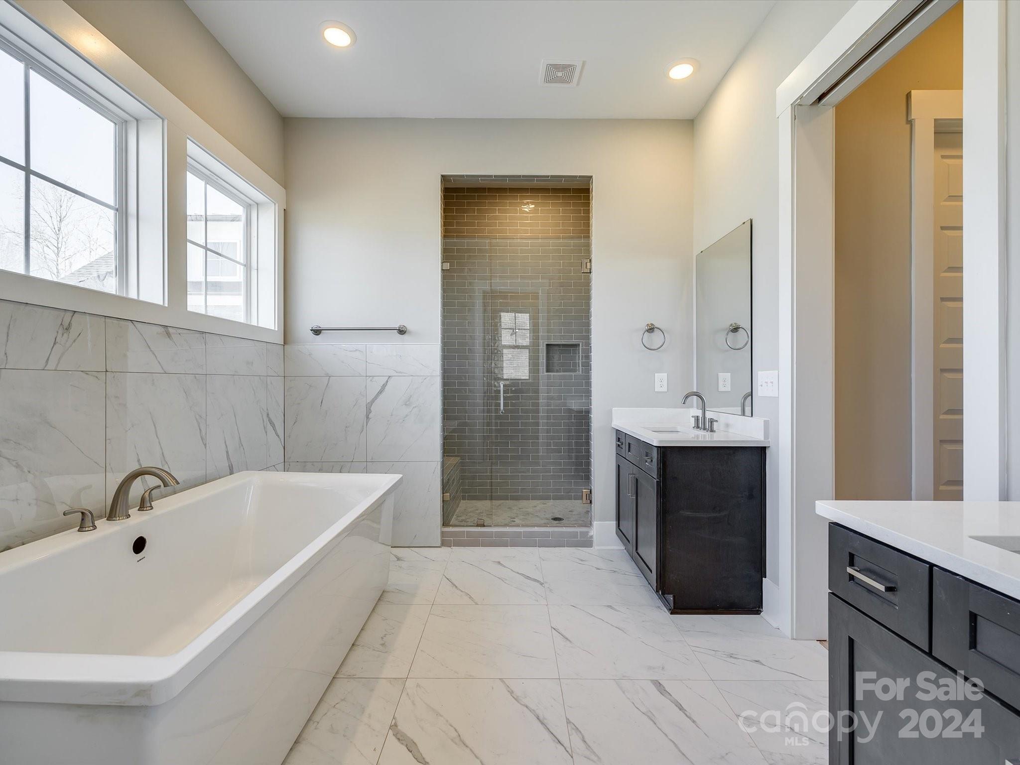 The Retreat At Sunset Ridge - Residential