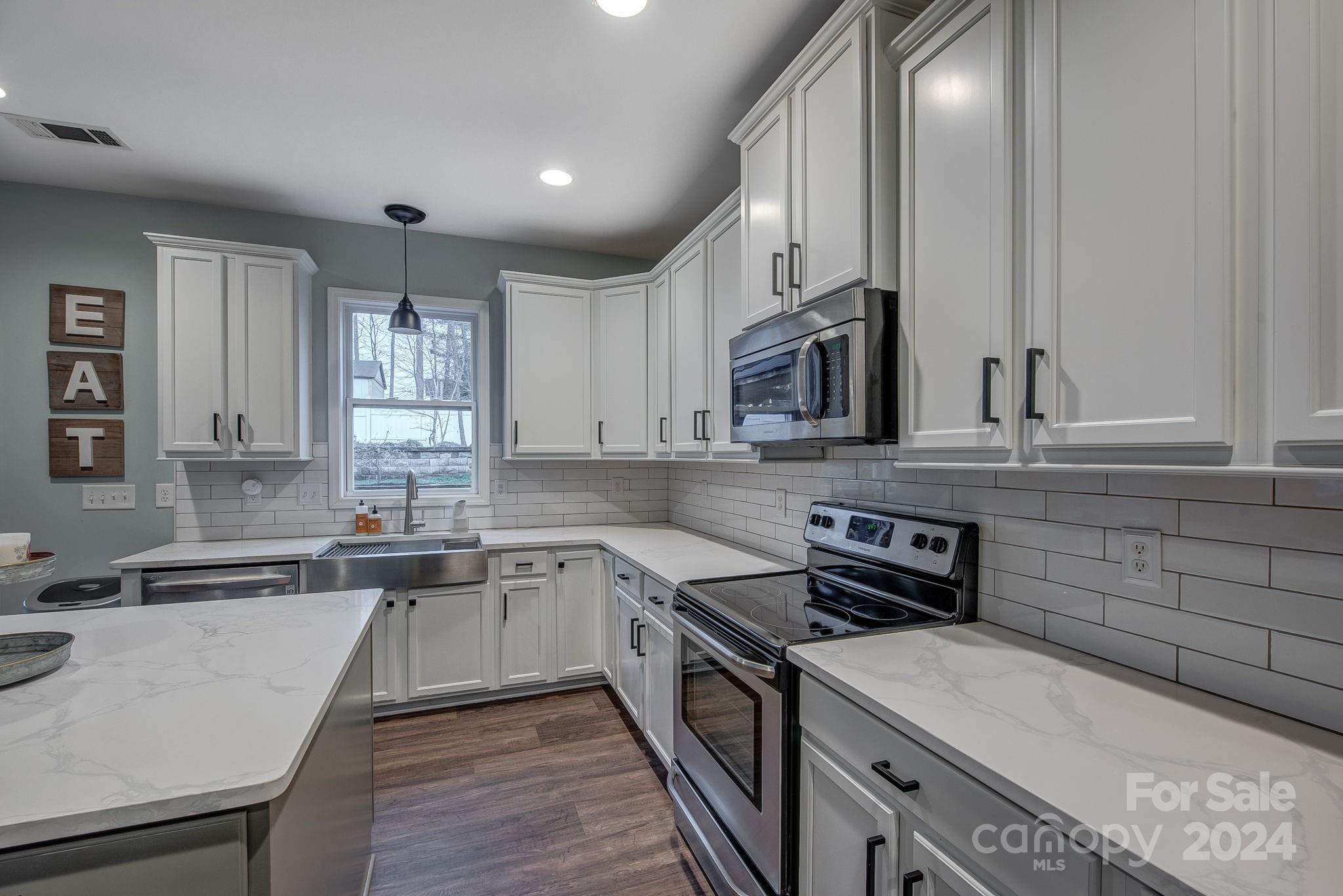 Somerset at Autumn Cove - Residential
