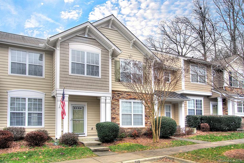 Move right in to this wonderful home in convenient Fort Mill!  Freshly painted & neat as a pin.  Great room w/corner FPL plus TV niche.  Beautiful arched entry to DR which has wainscotting & French door leading to private enclosed patio.  Updated kitchen w/SS appls plus granite & overhang perfect for stools & entertaining.  Lots of cabinet & counter space plus lrg pantry.  Vaulted MBR w/large closet w/built-ins. Conv laundry upstairs. Lots of windows add tons of natural light & open feel.