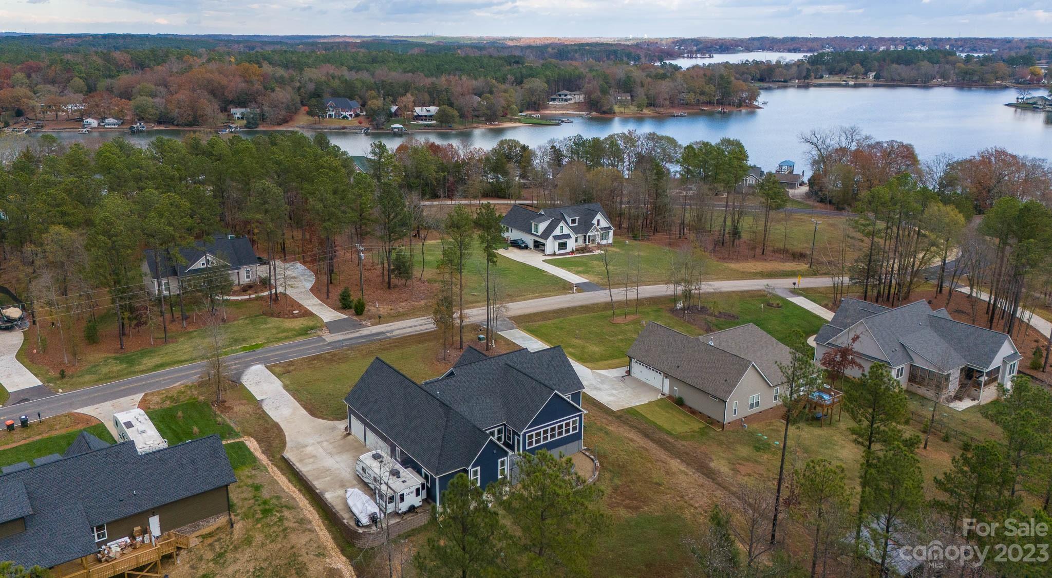 Foster Cove - Residential
