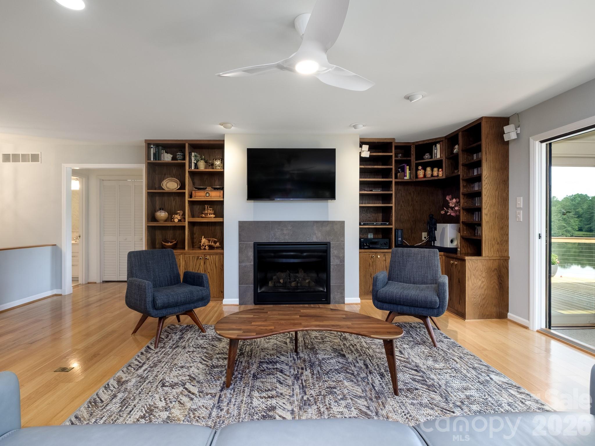 Connestee Falls - Residential