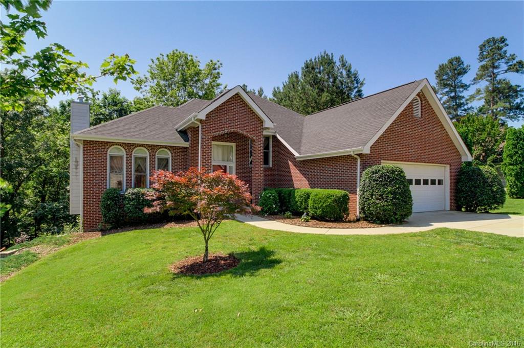 Rare Chance in this subdivision.  Full live in basement with own private entrance, Master on Main, New Tile, Granite, and MOVE IN READY.  Huge open great room, walk out deck for basement and Main level.  If your looking for a quiet subdivision and top rated schools look no further.   Refrigerator and Washer/Dryer will Stay!