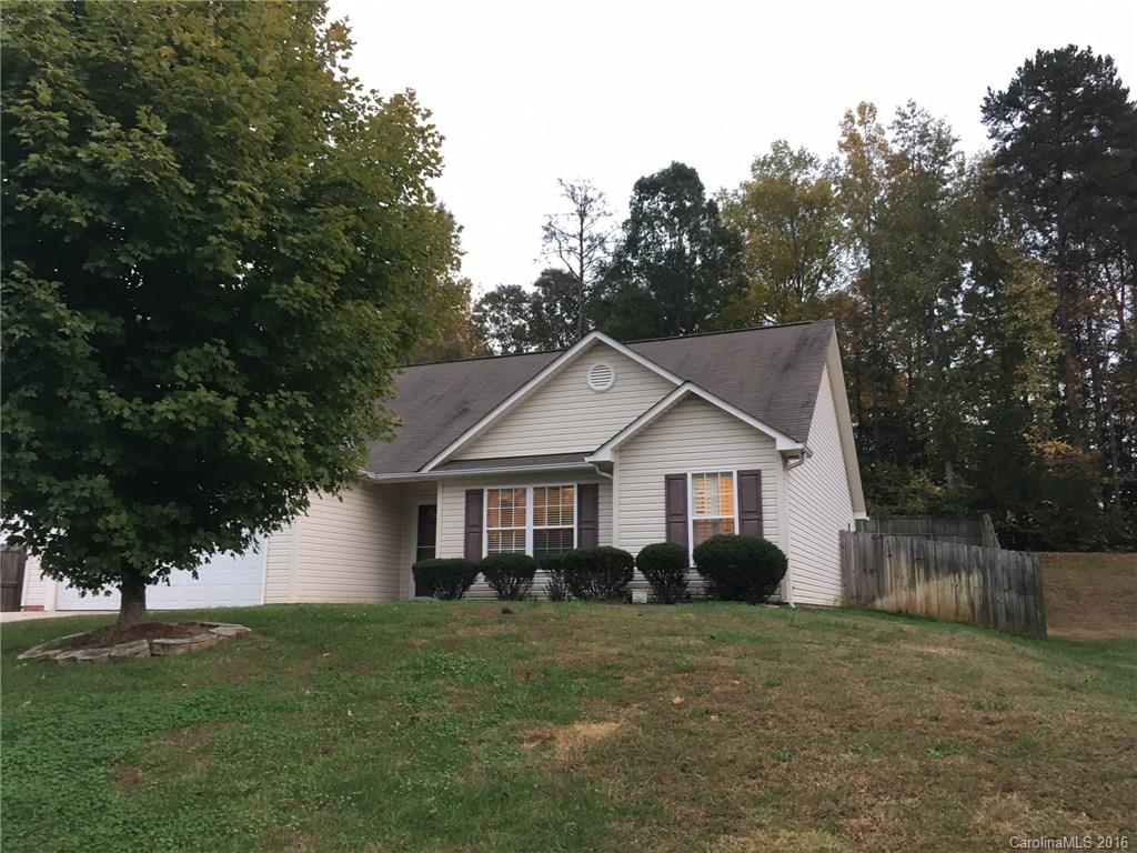 Great open floor plan ranch convenient to I-77 at Dave Lyle, super close to shopping, restaurants, mall and movie theater. Fenced in yard with large patio. 2 car garage. Laminate flooring in great room with gas fireplace and vaulted ceiling. Kitchen has granite counters and a tile backsplash.