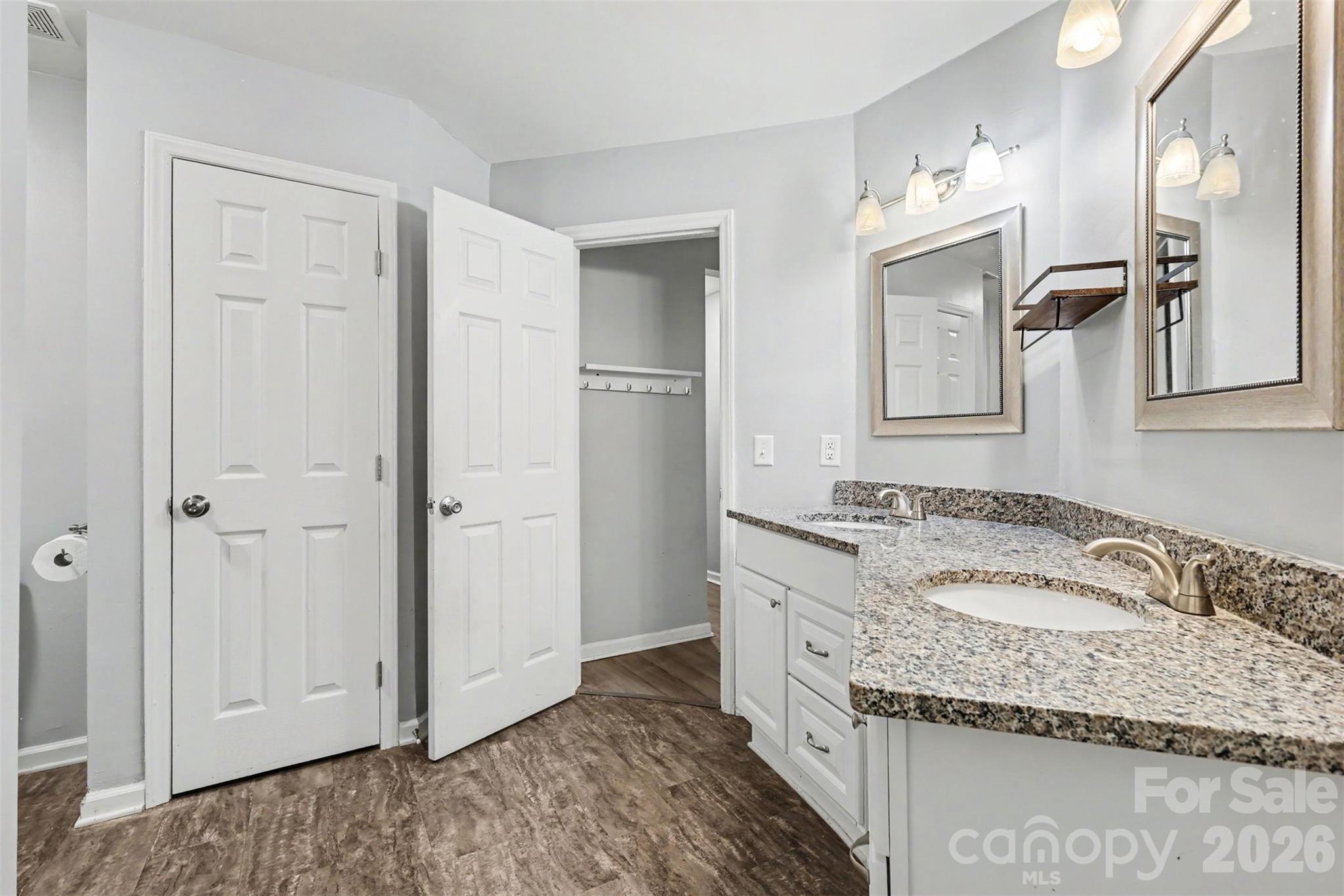 Bennington Woods - Residential
