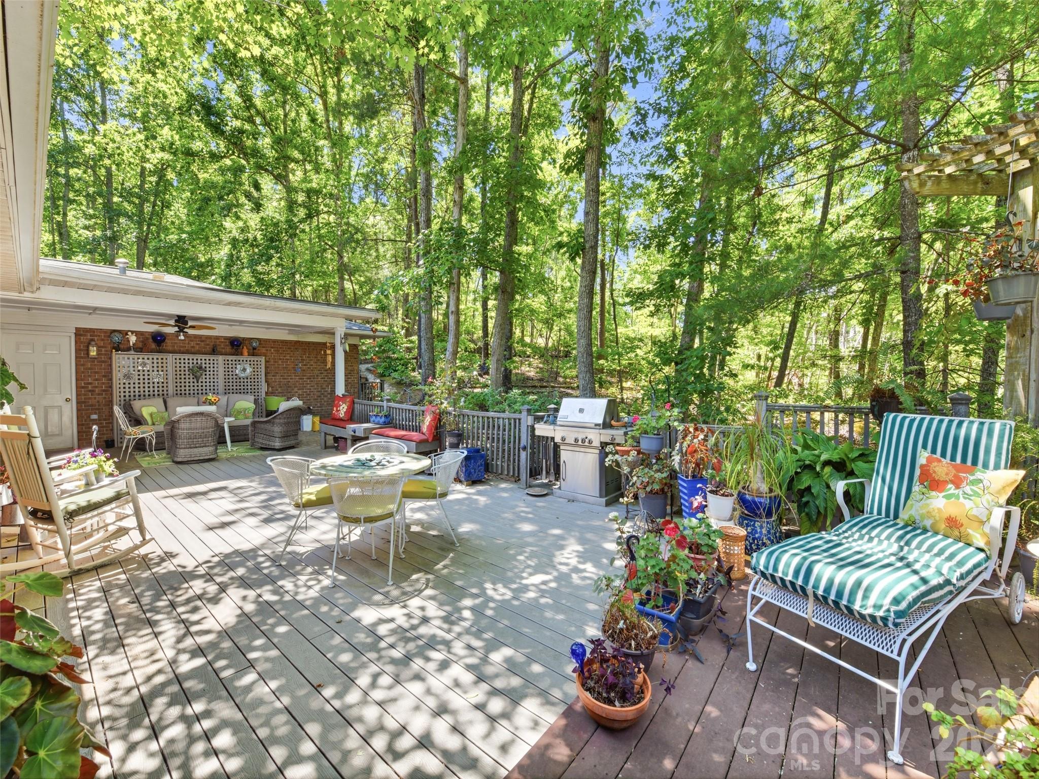 Sunny Ridge - Residential