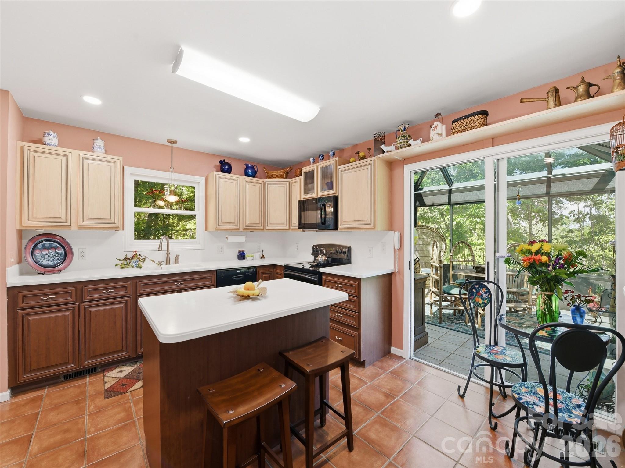 Sunny Ridge - Residential