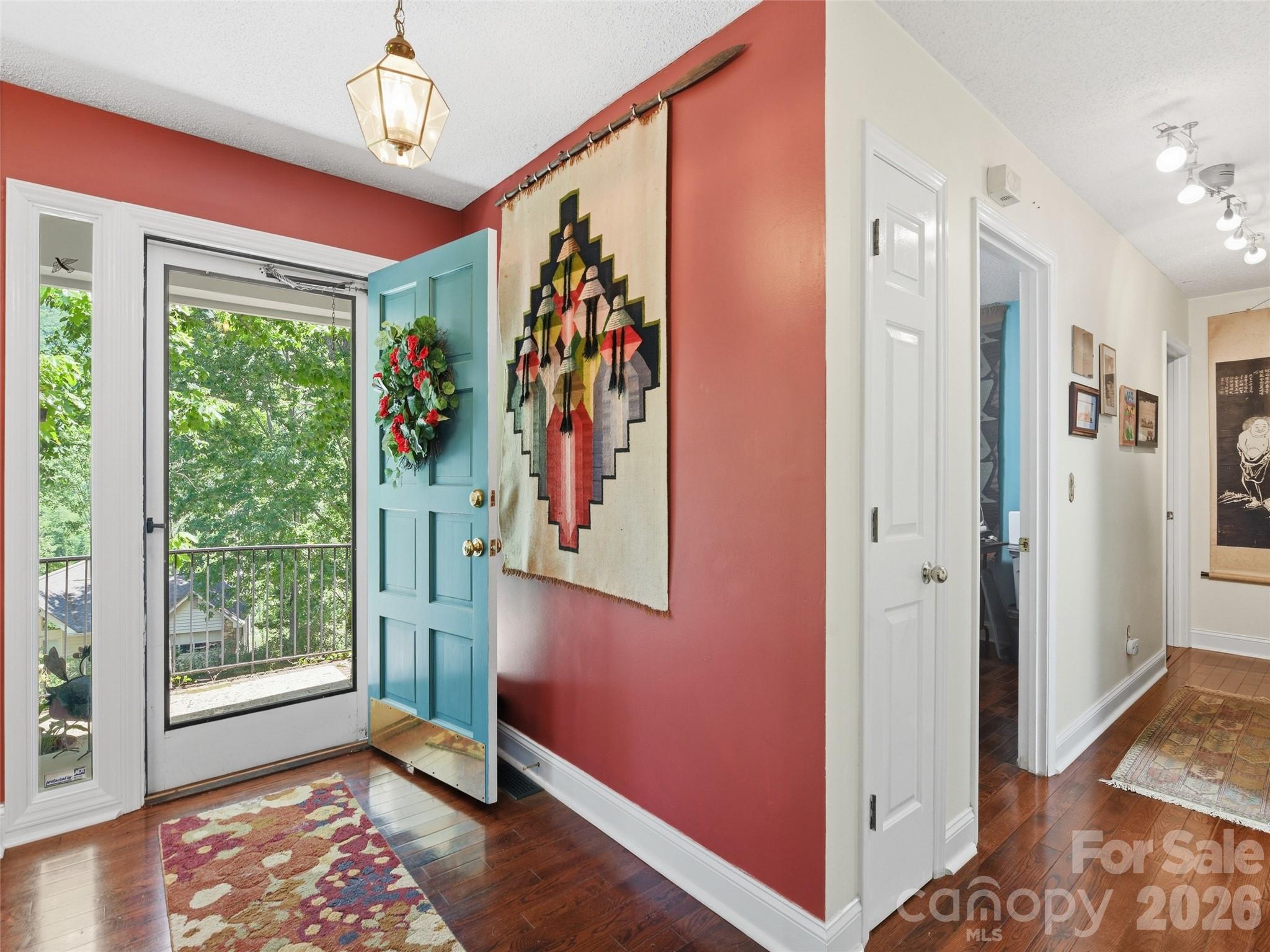 Sunny Ridge - Residential