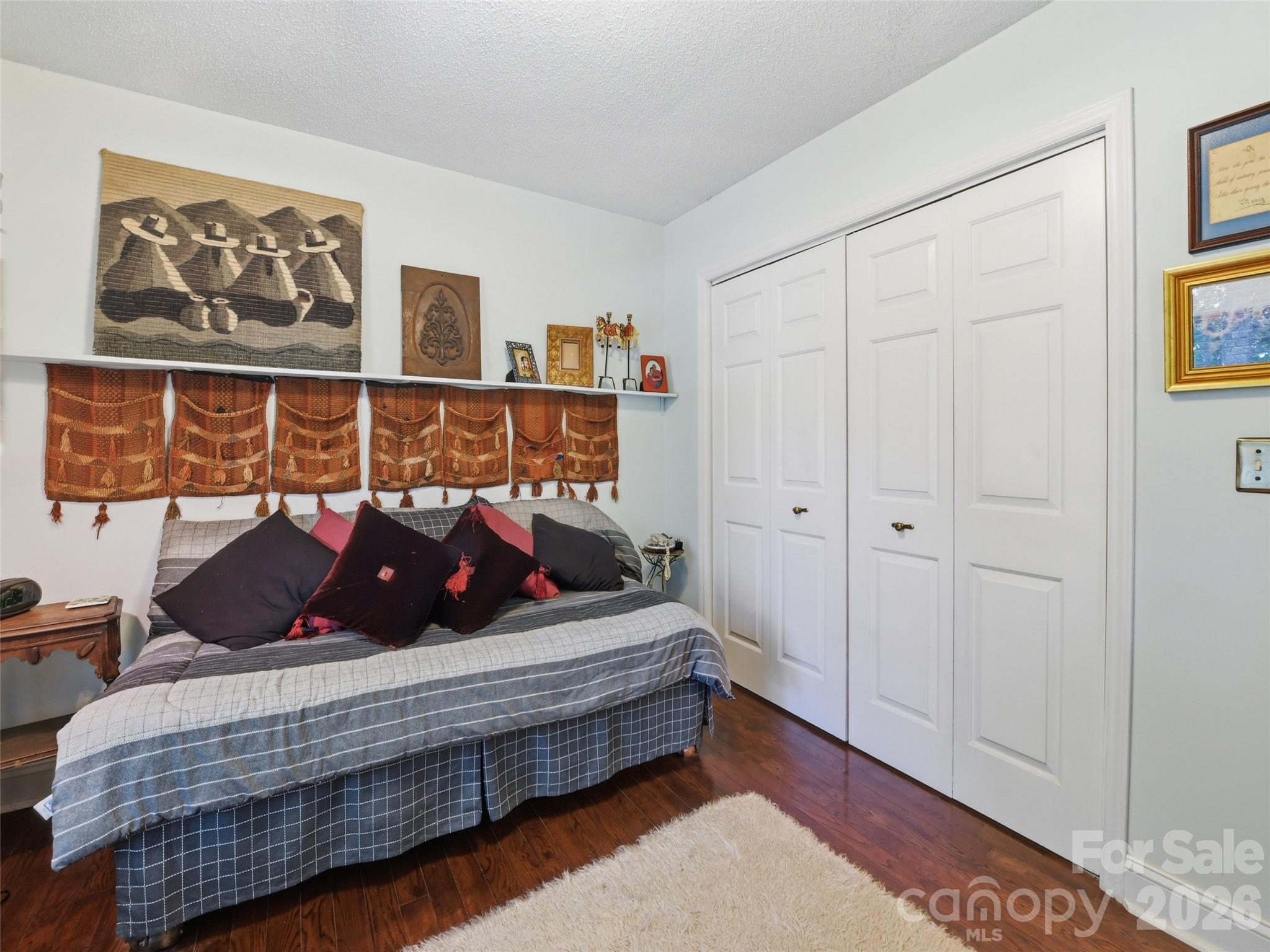 Sunny Ridge - Residential